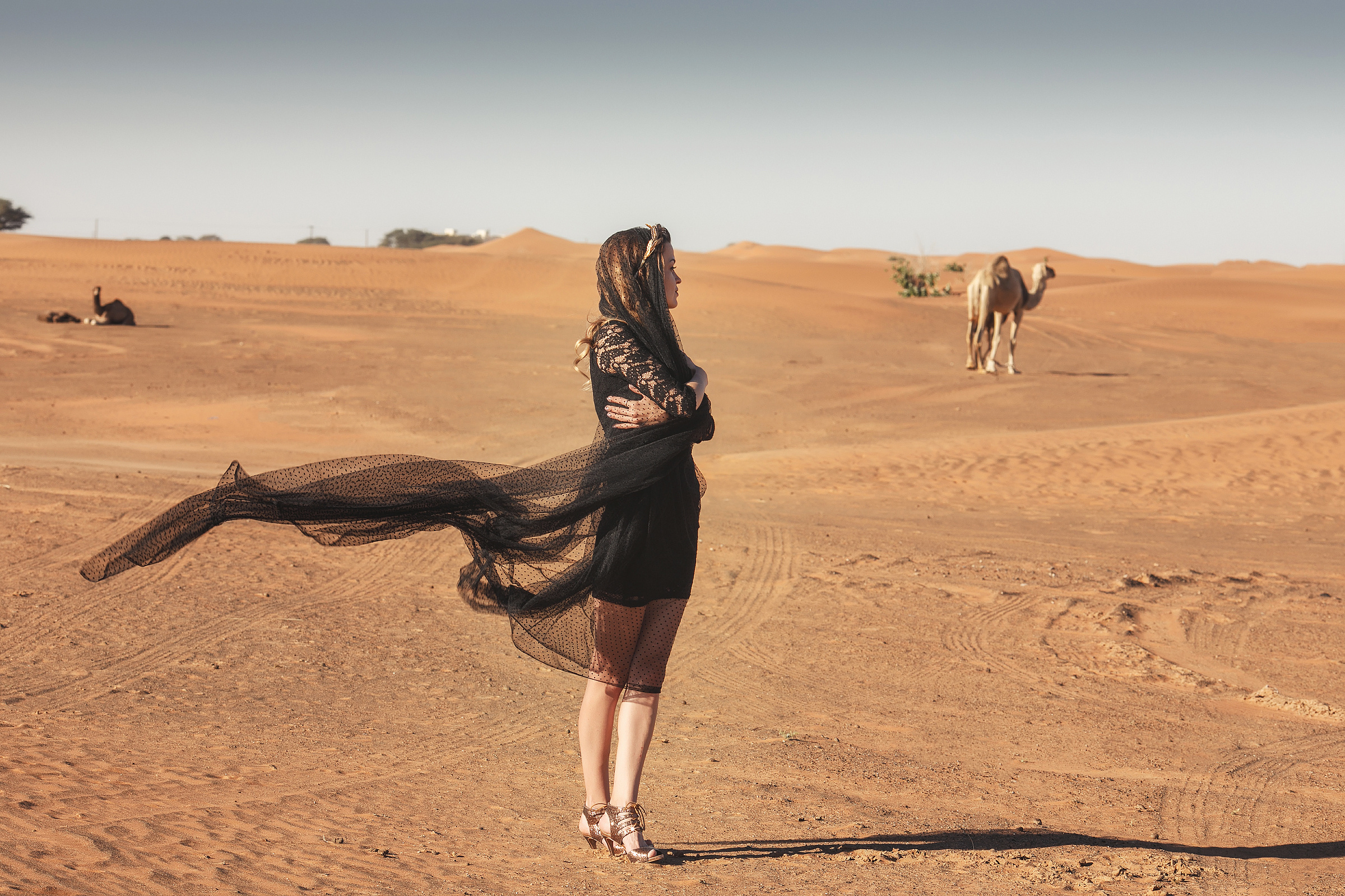 Irina. Fashion in desert. Портретний та весільний фотограф Надія Онода