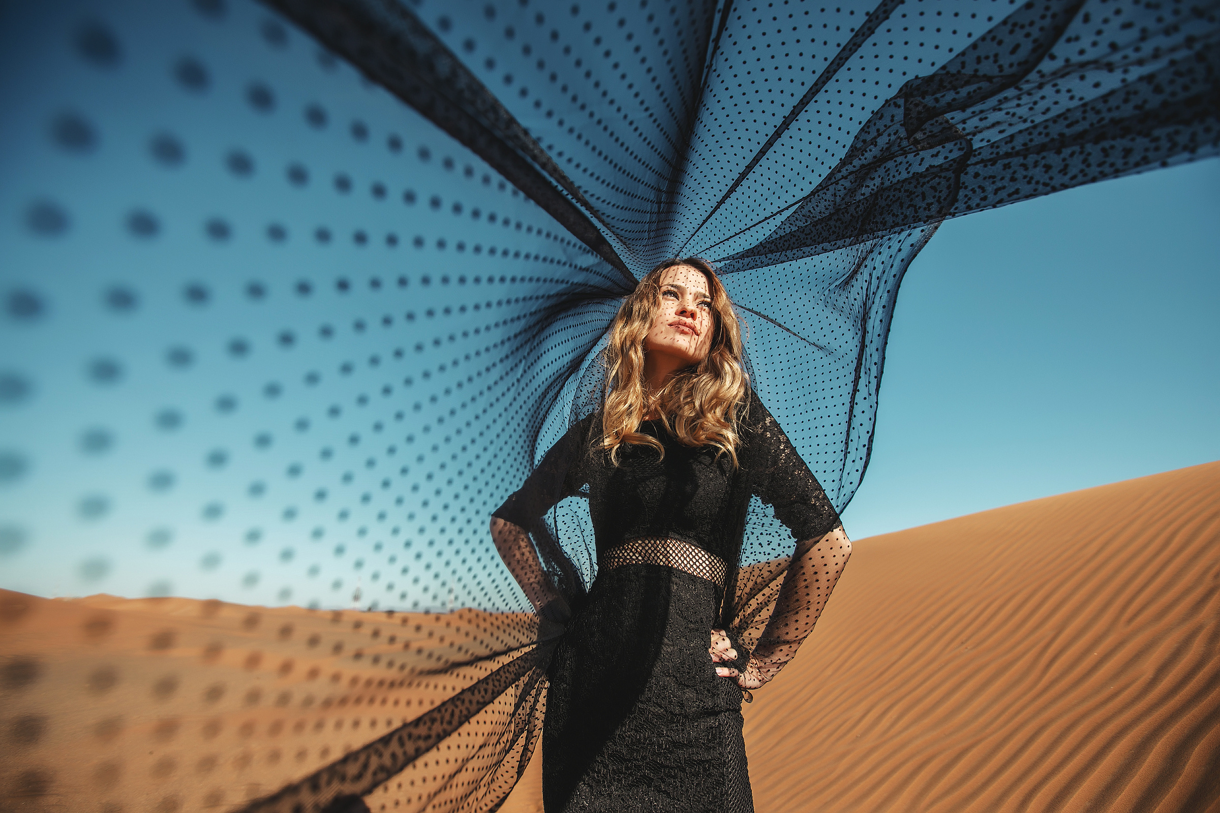 Irina. Fashion in desert. Портретний та весільний фотограф Надія Онода
