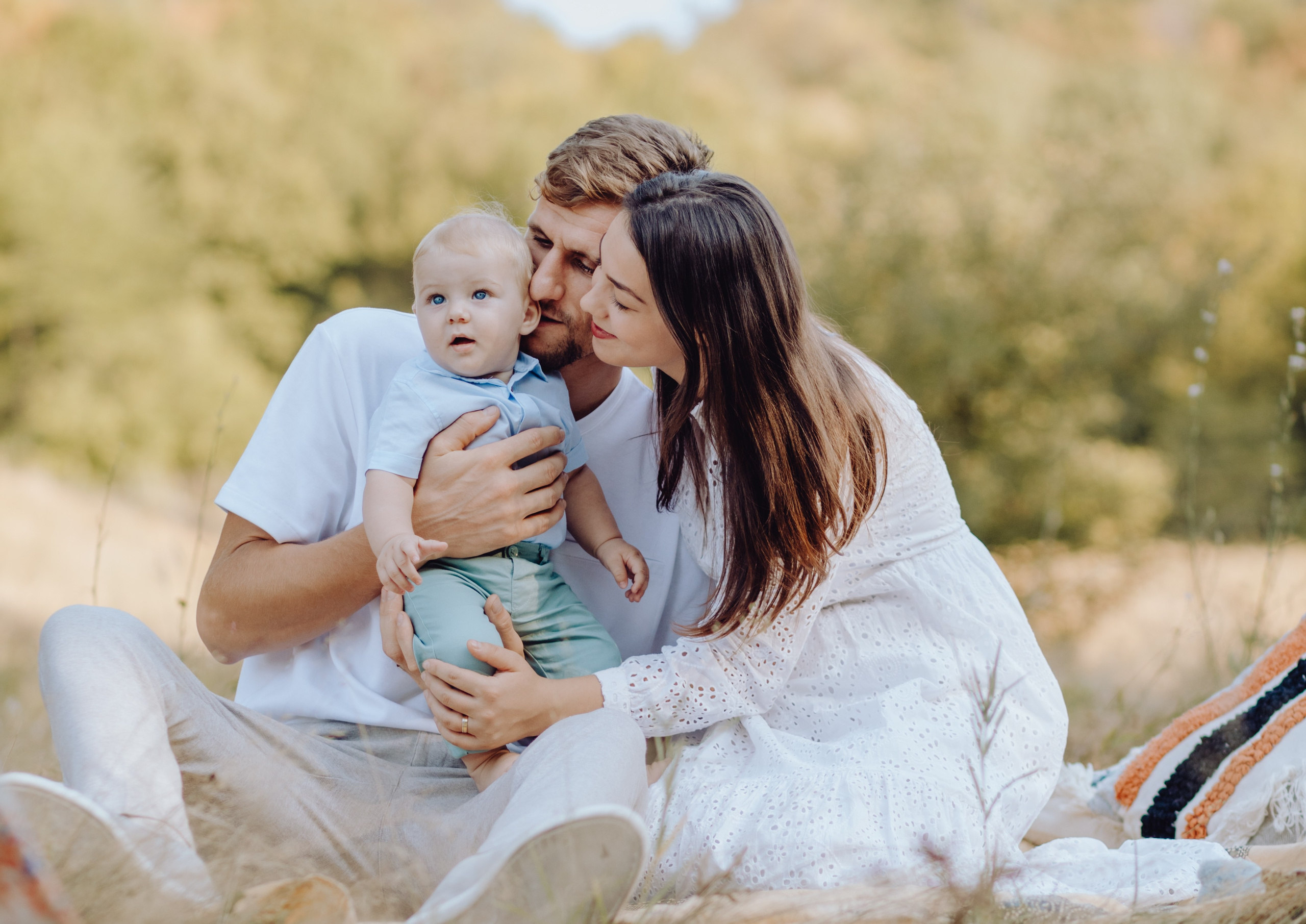 Beni & Adina. Wedding & couple photographer from Romania Rut Vetan