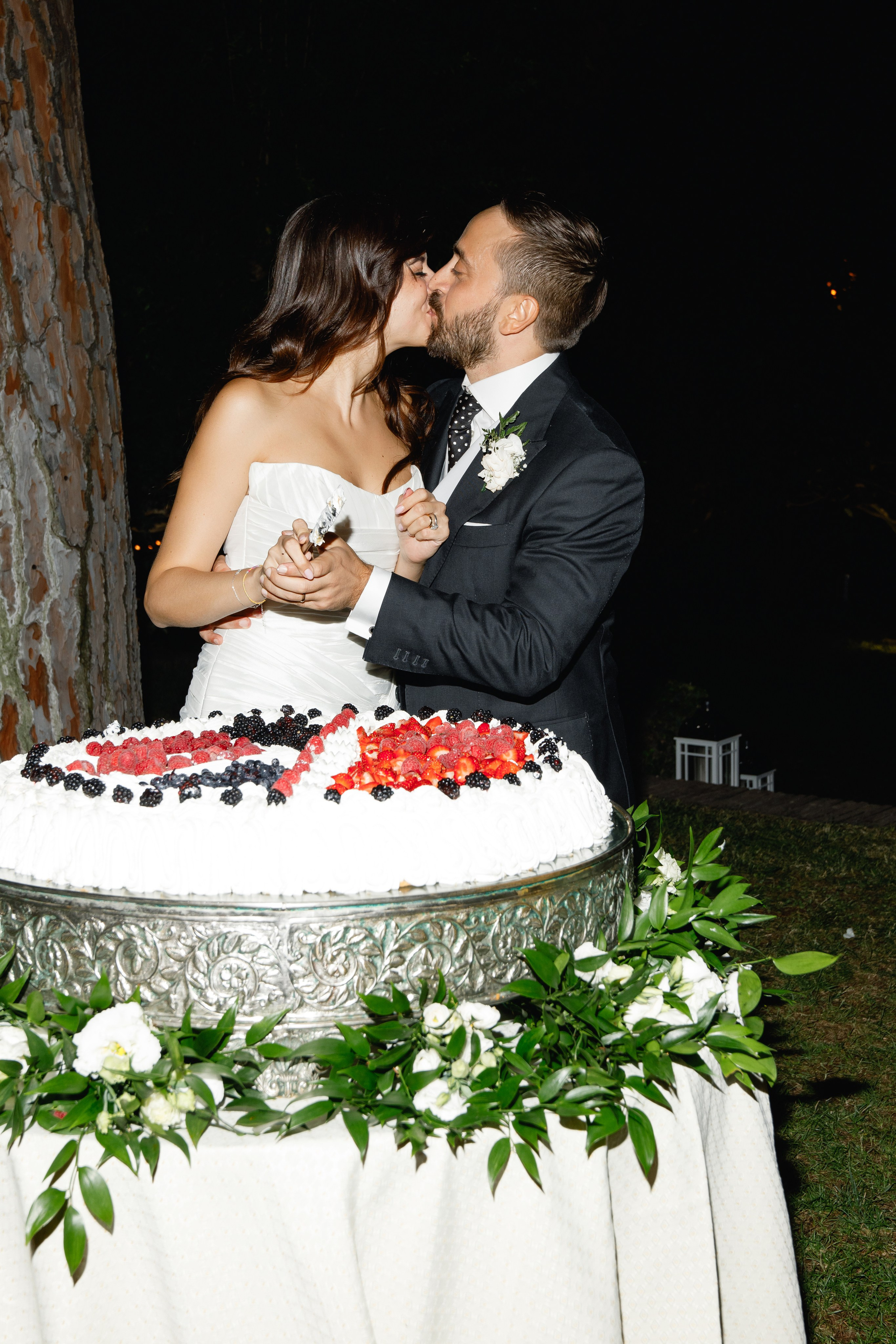 Wedding photographer Italy Rome, Tuscany, Lake Como, Sicily, Puglia. Wedding Photographer Rome Tuscany Como Sicily Puglia Amalfy Italy- Oksana Savenchuk