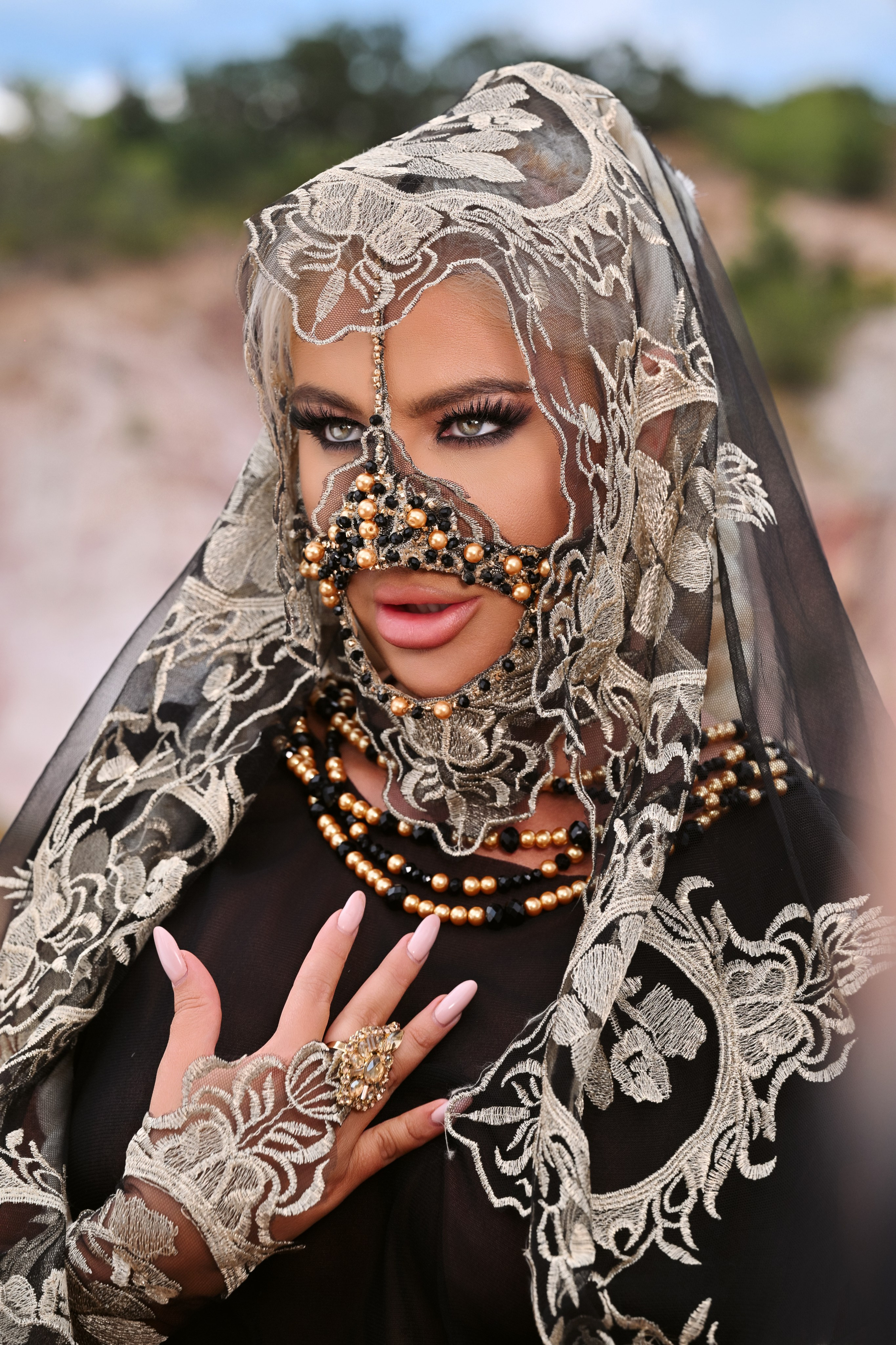 Andrea х Tzanca Uraganu x COSTI - Topa Topa, 2025. Ivan Stefanov Photography