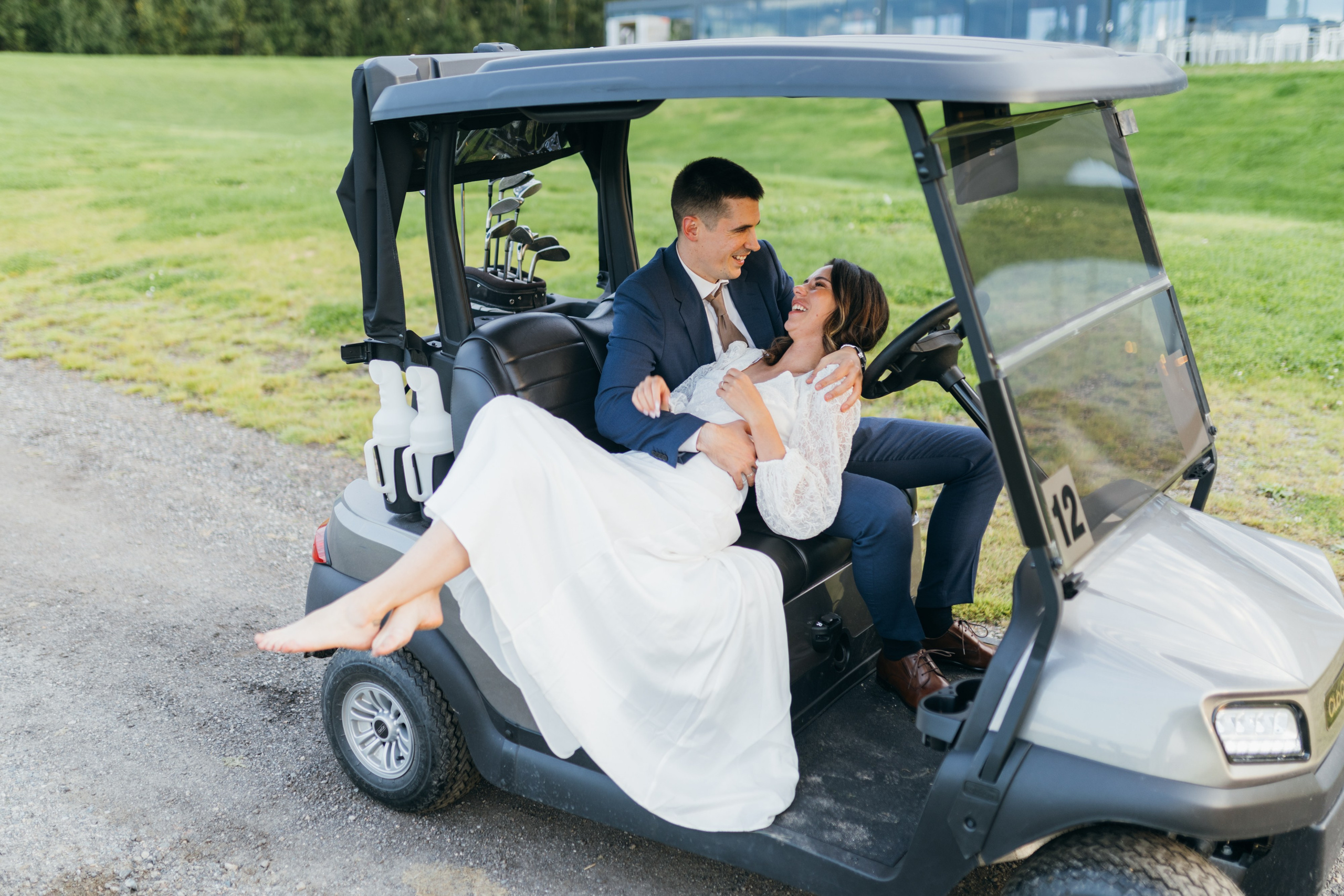Small intimate Nordic Wedding at Lily Country Club, Oslo. Aleksandar Cajic | Destination Wedding Photographer in Croatia, Italy & Worldwide