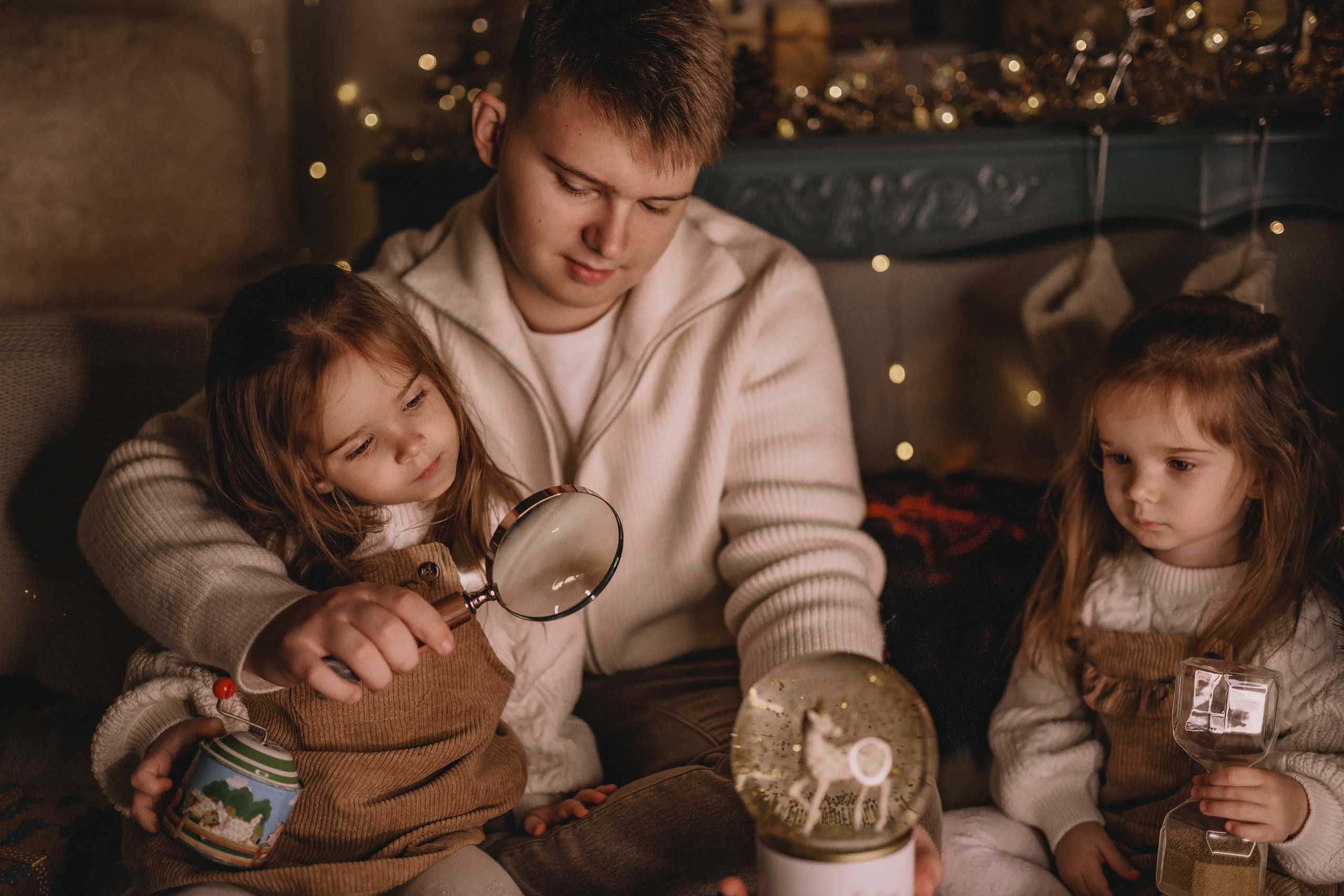 11.26.2025 Christmas Photoshoot. Wedding family event photographer in Chicago Nick Yushevich