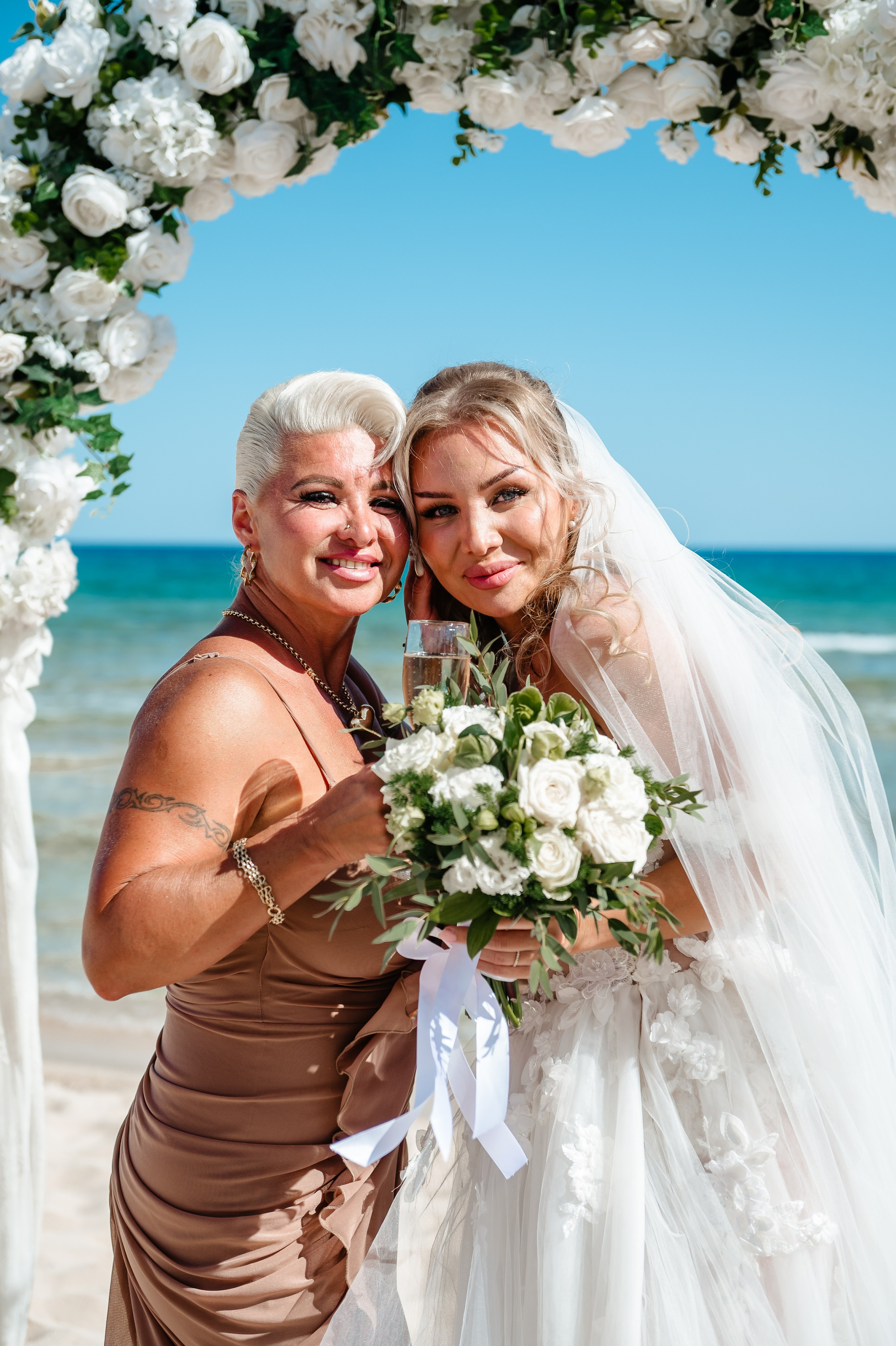 Sirens beach ceremony. AdrianOltean.wfolio.pro