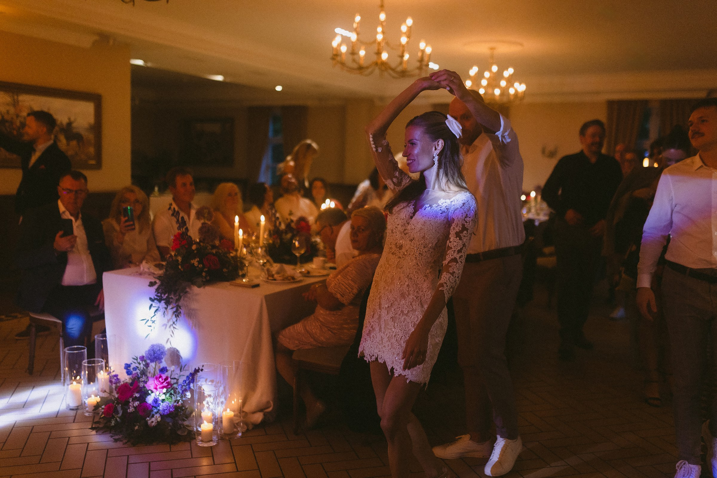 Justė ir Henrikas | Lietingos jaukios vestuvės Palangoje. Vestuvių ir šeimų fotografė Lena Bondarenko / belove photo