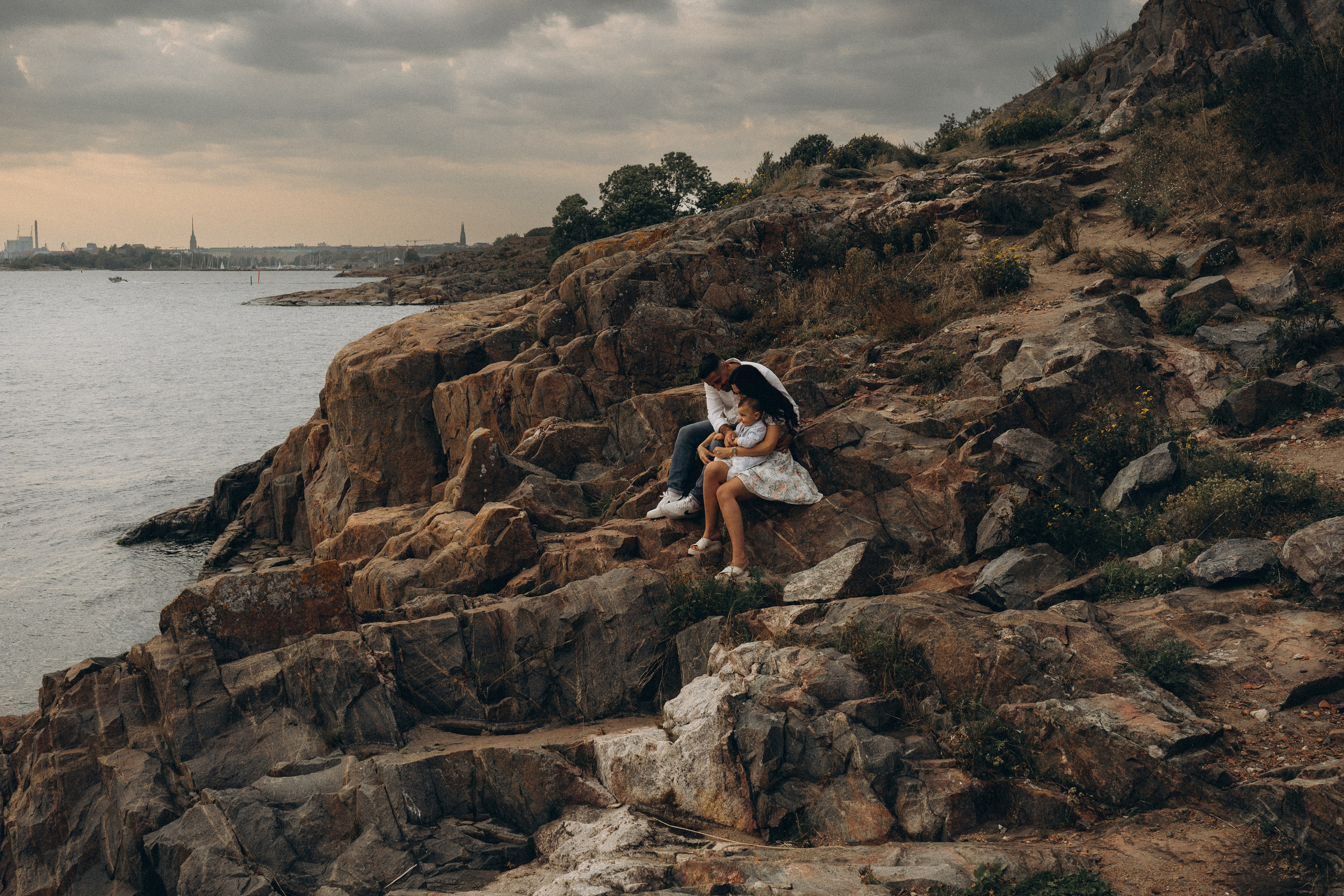 Summer. Wedding and potrait photographer in Helsinki Vickan O