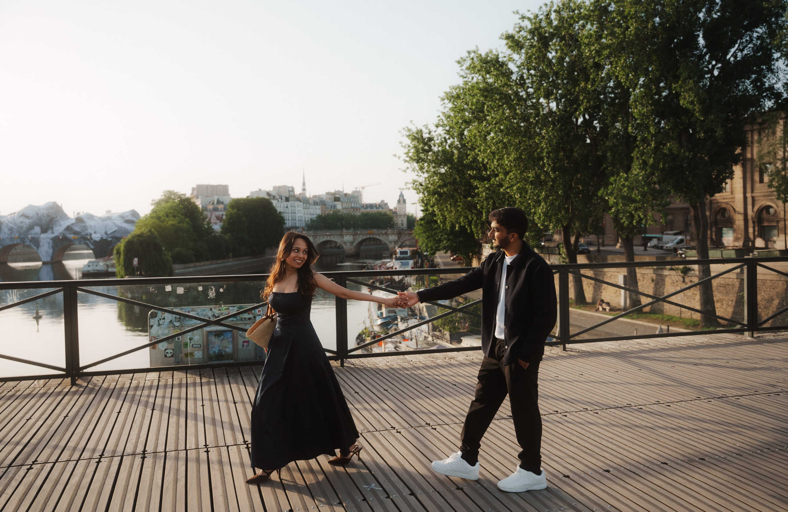 Spring Couple Photoshoot in Paris