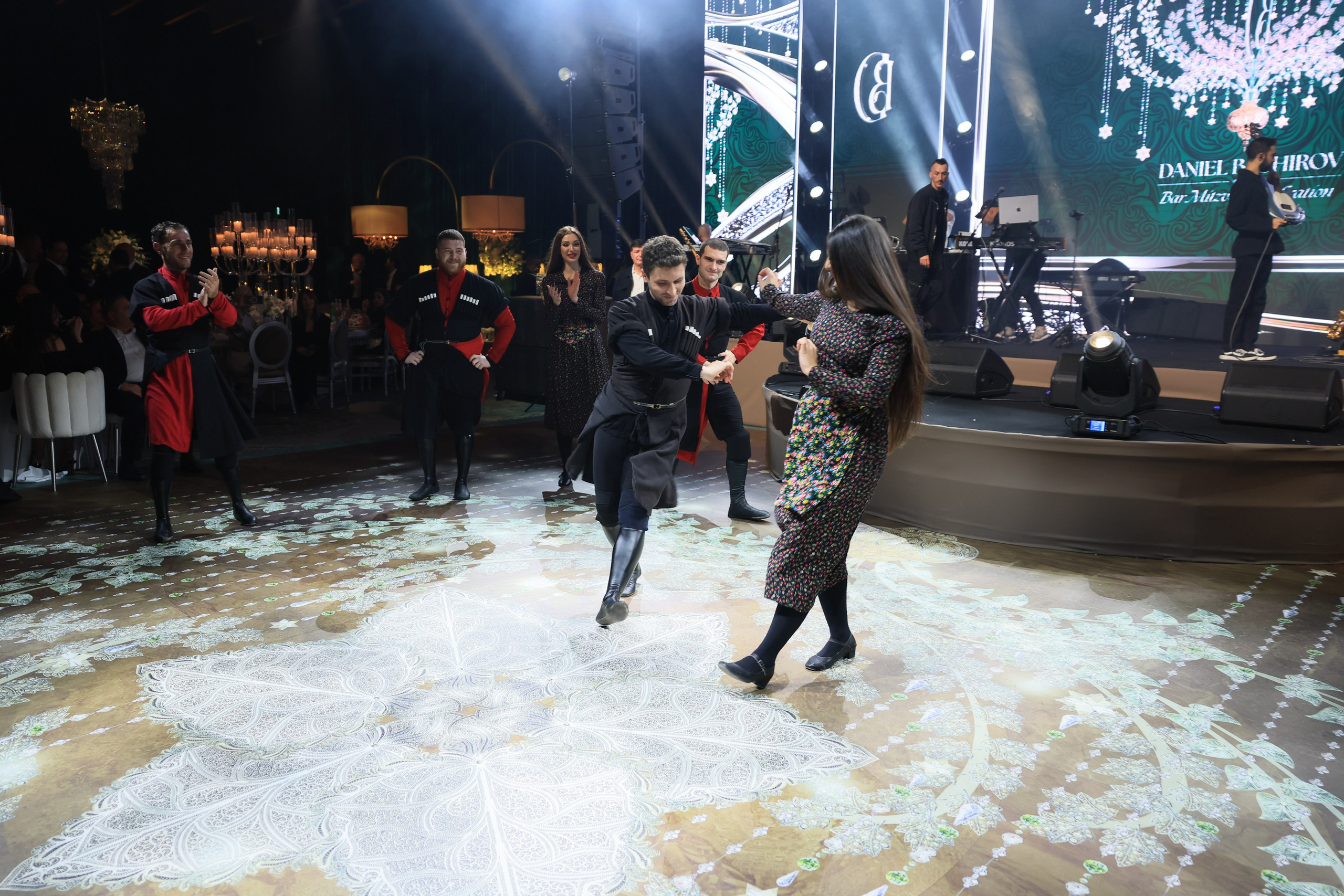 DANIEL. Фотографы на свадьбы и мероприятия Студия «Шалом»