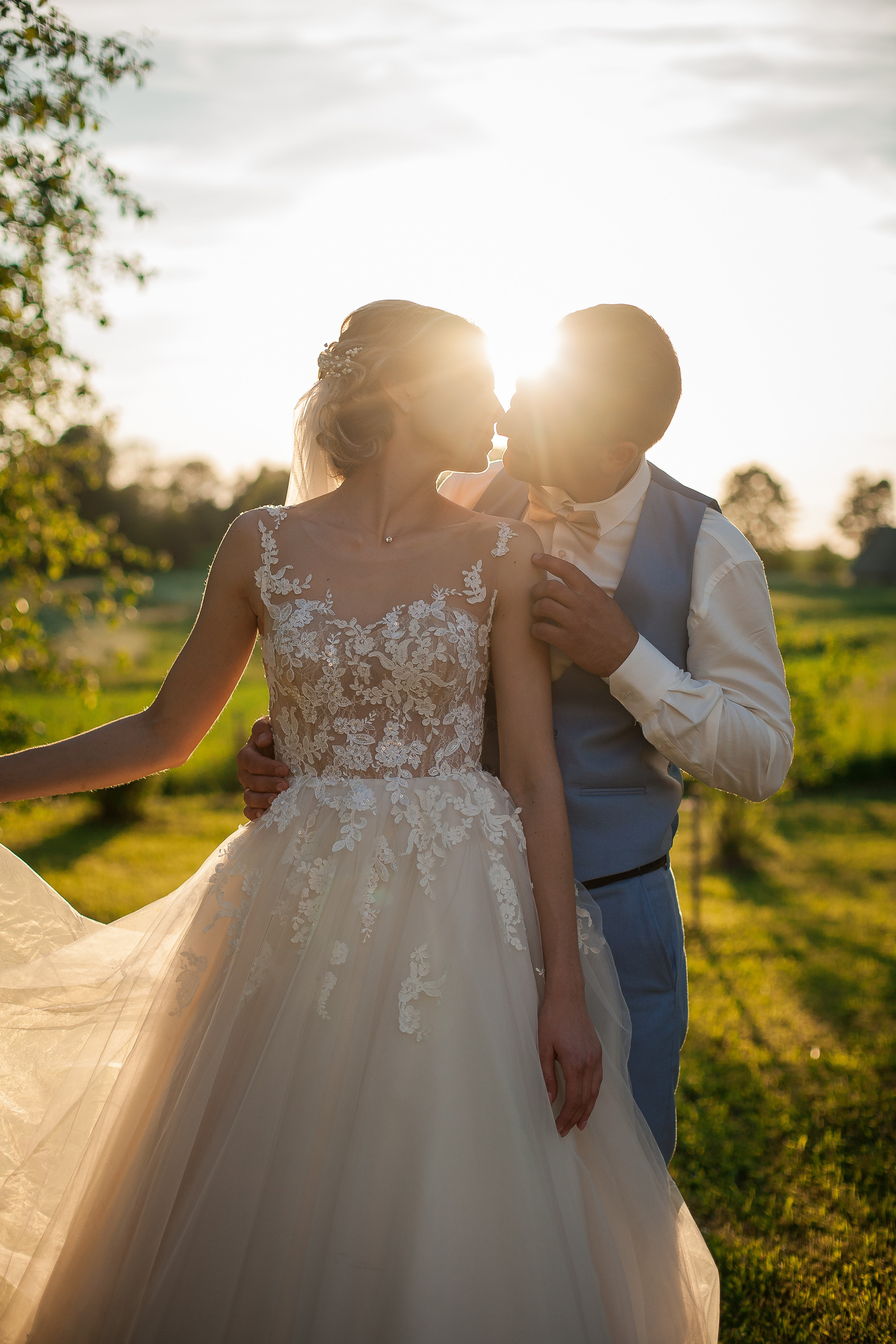 Kāzu fotosesijas Latgalē. Populārākā kāzu, bērnu un ģimeņu fotogrāfe Latgalē Veronika Lokotko