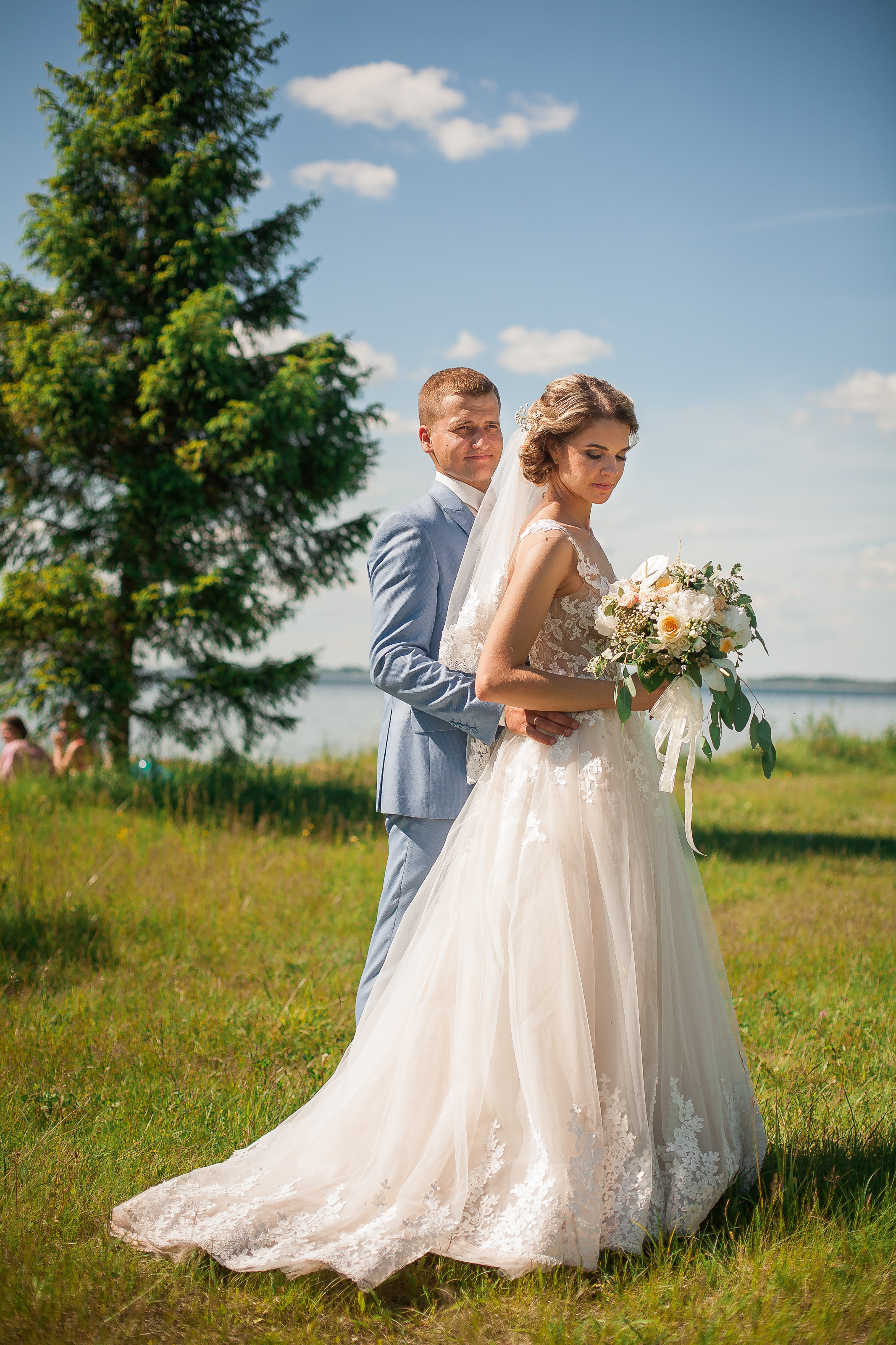 Kāzu fotosesijas Latgalē. Populārākā kāzu, bērnu un ģimeņu fotogrāfe Latgalē Veronika Lokotko