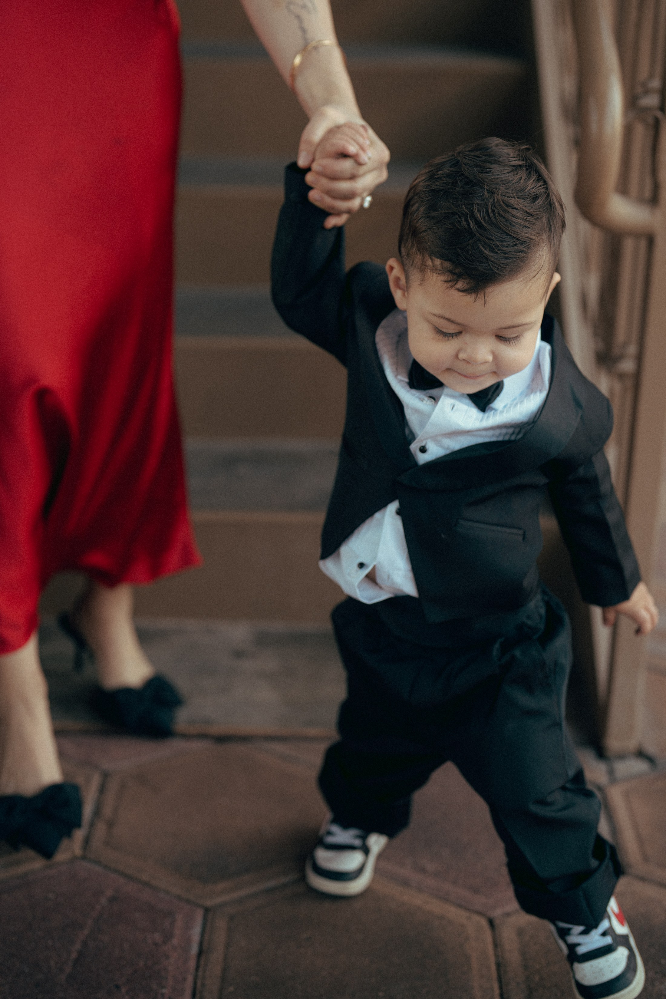 Brianna, Glenn, Jojo and Emmett. Wedding & elopement photographer Viktoriya Kravtsov. Las Vegas