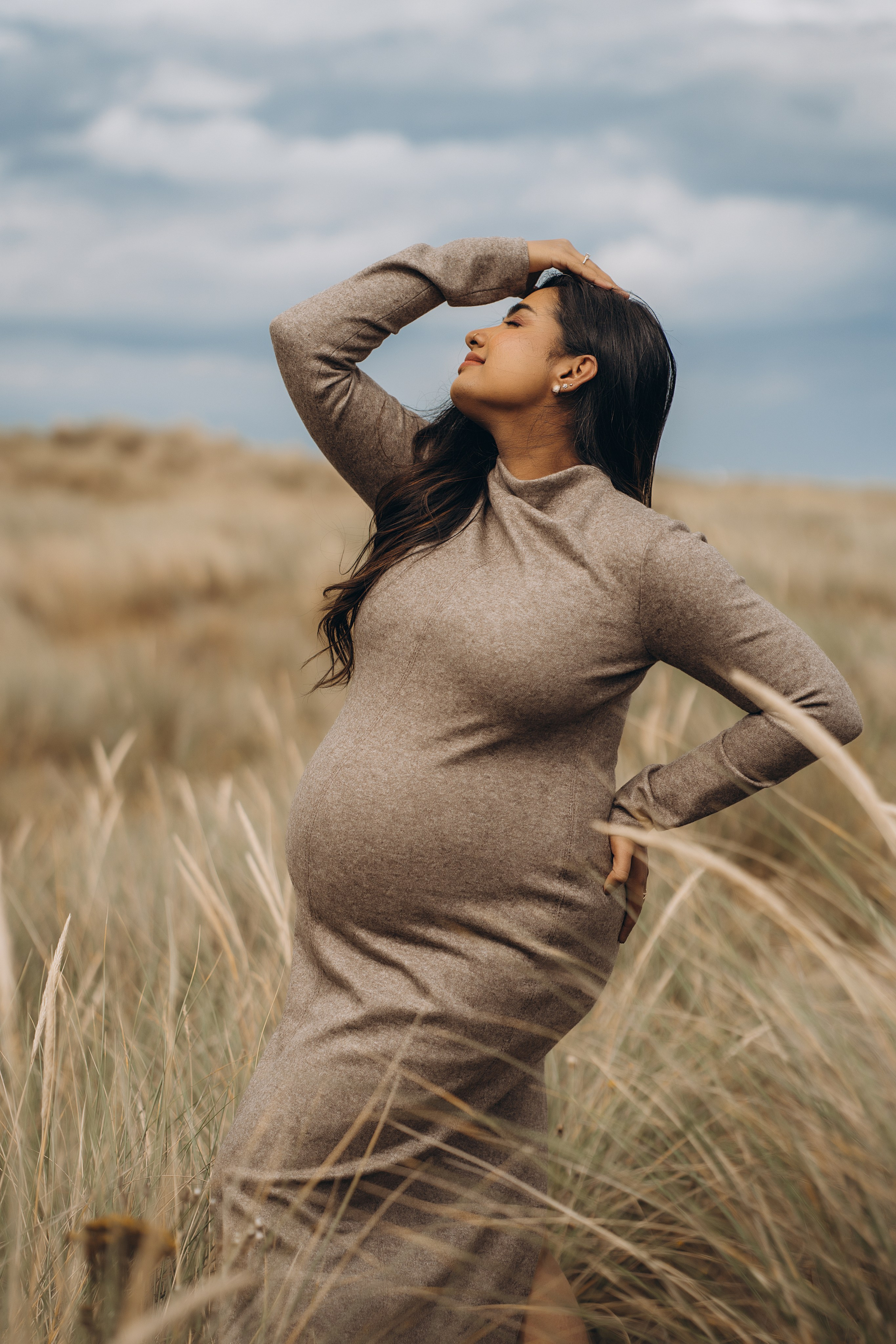 Meera: Bull island. Maternity/Love story/Wedding photographer