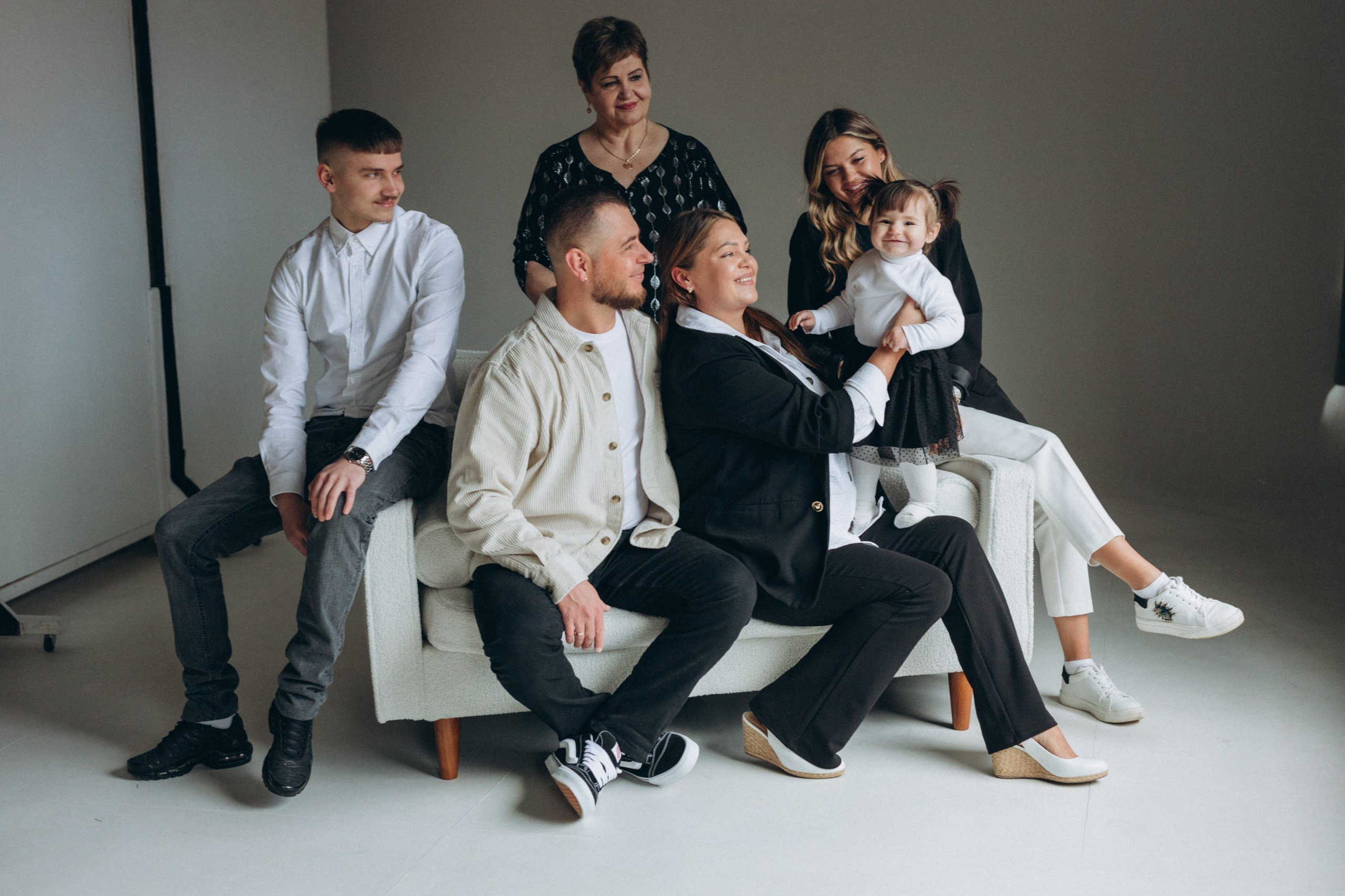 Family Studio Photoshoot. AlinaLazurko.uk | Professional portrait photographer
