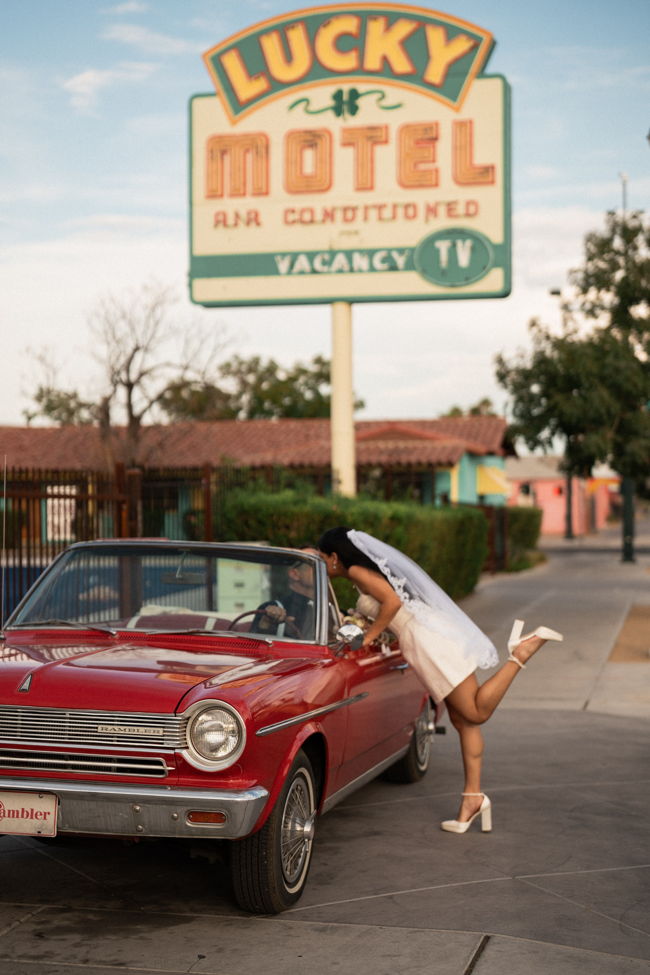 Stephanie&Ryan. Wedding & elopement photographer Viktoriya Kravtsov. Las Vegas
