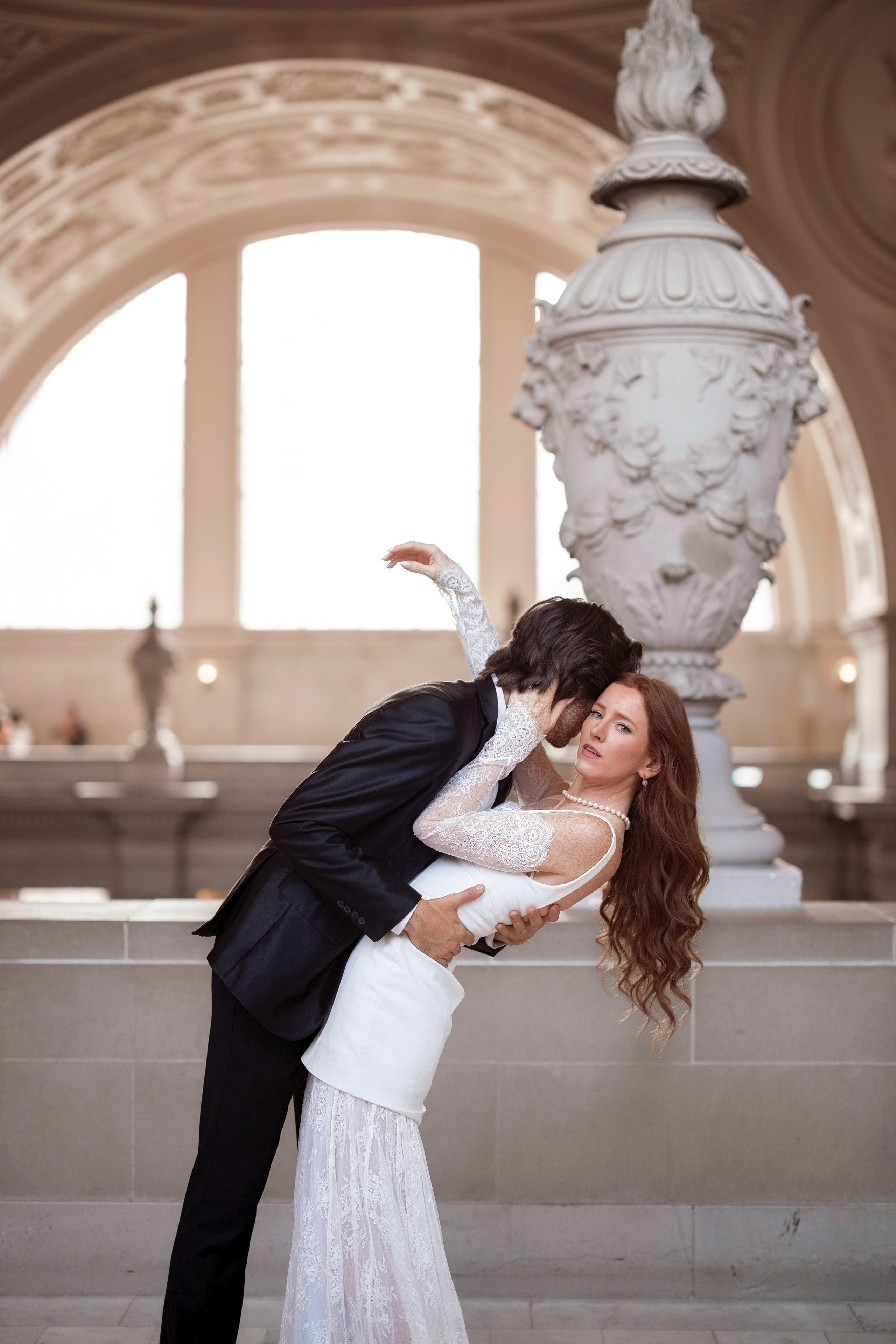 San Francisco City hall. Bay Area Photographer: family, maternity, love story, wedding
