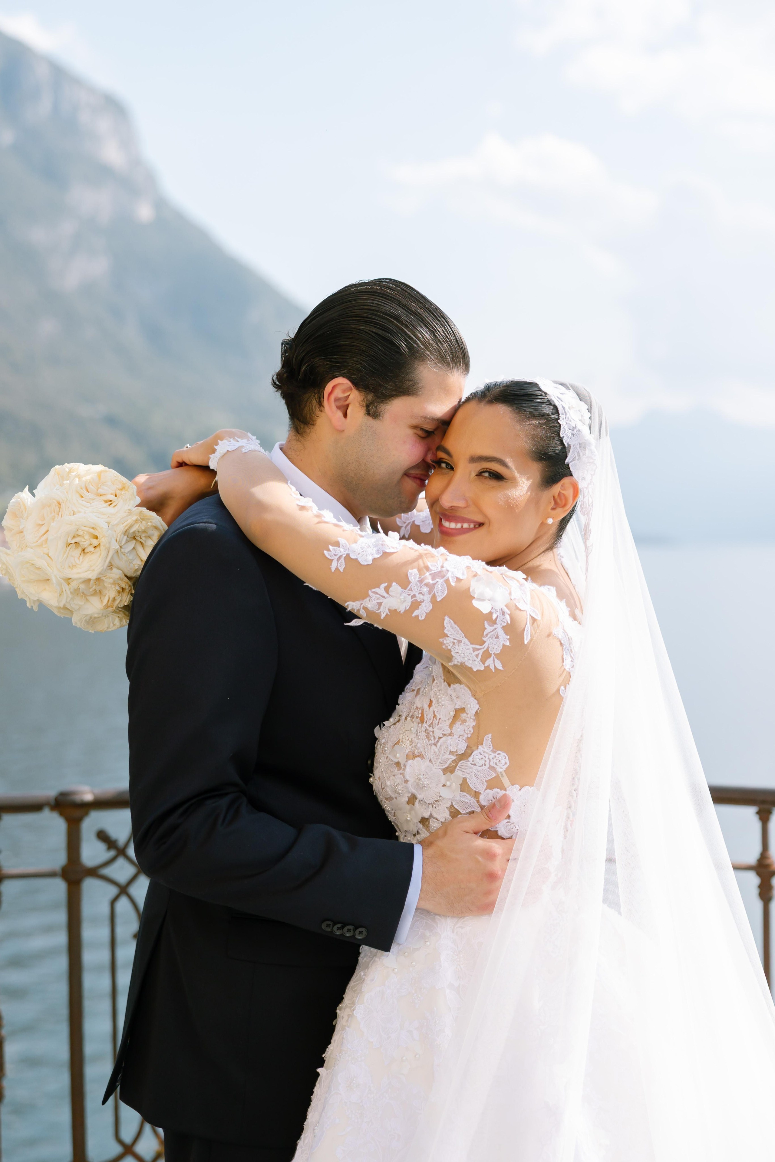 Romantic wedding hairstyle and glowing makeup look