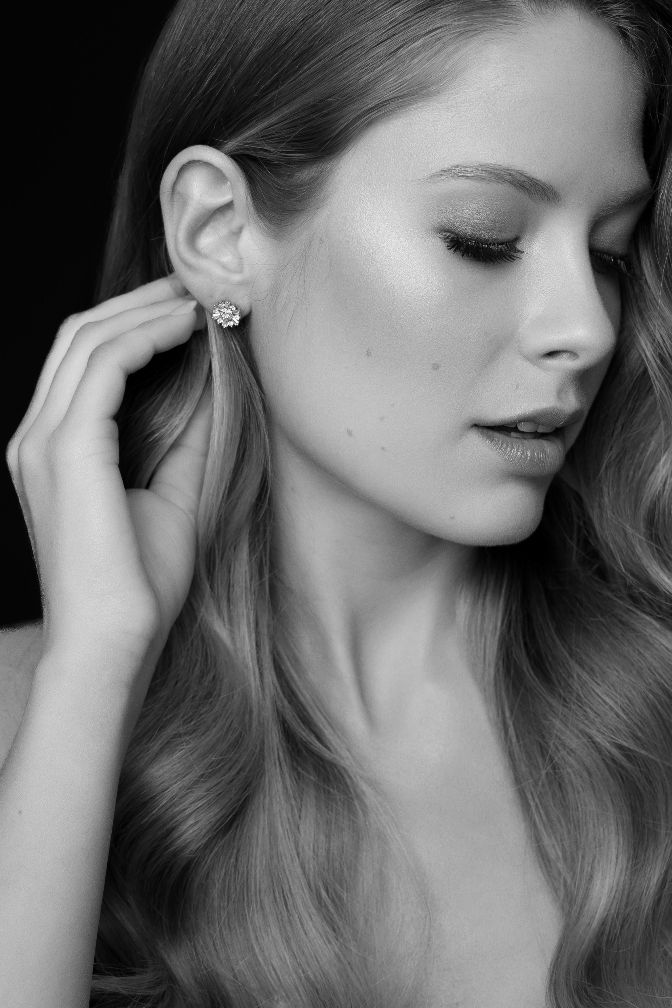 Bridal Hair & Makeup Artist for Weddings in Italy | Milan Bridal Beauty Portfolio. Bridal Makeup & Hair Artist in Italy, Lake Como, Tuscany and all over Europe — Irina Zdeara