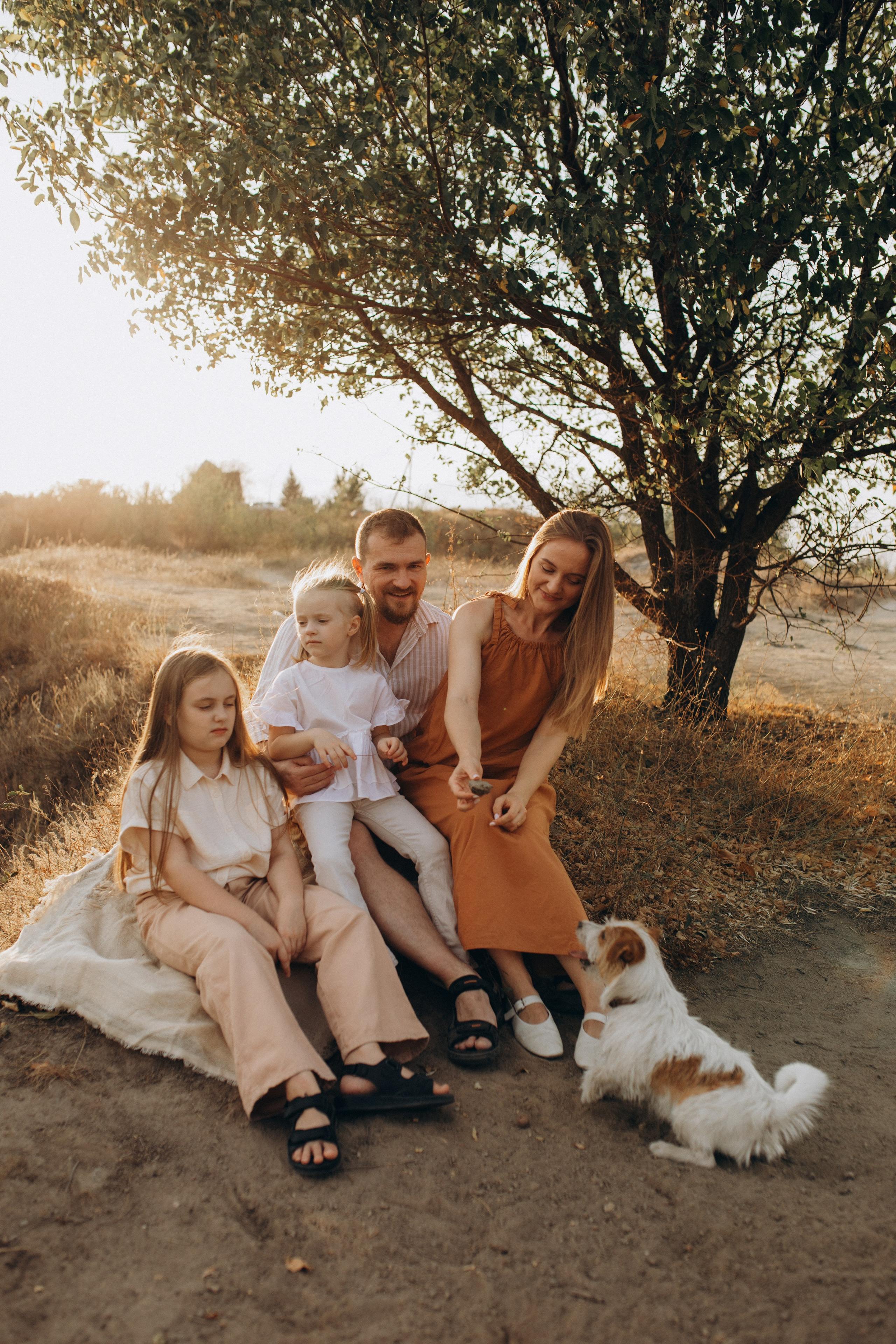 Ніколь Полінка Зіна Олександр. Сімейний фотограф Світлана Садовнікова