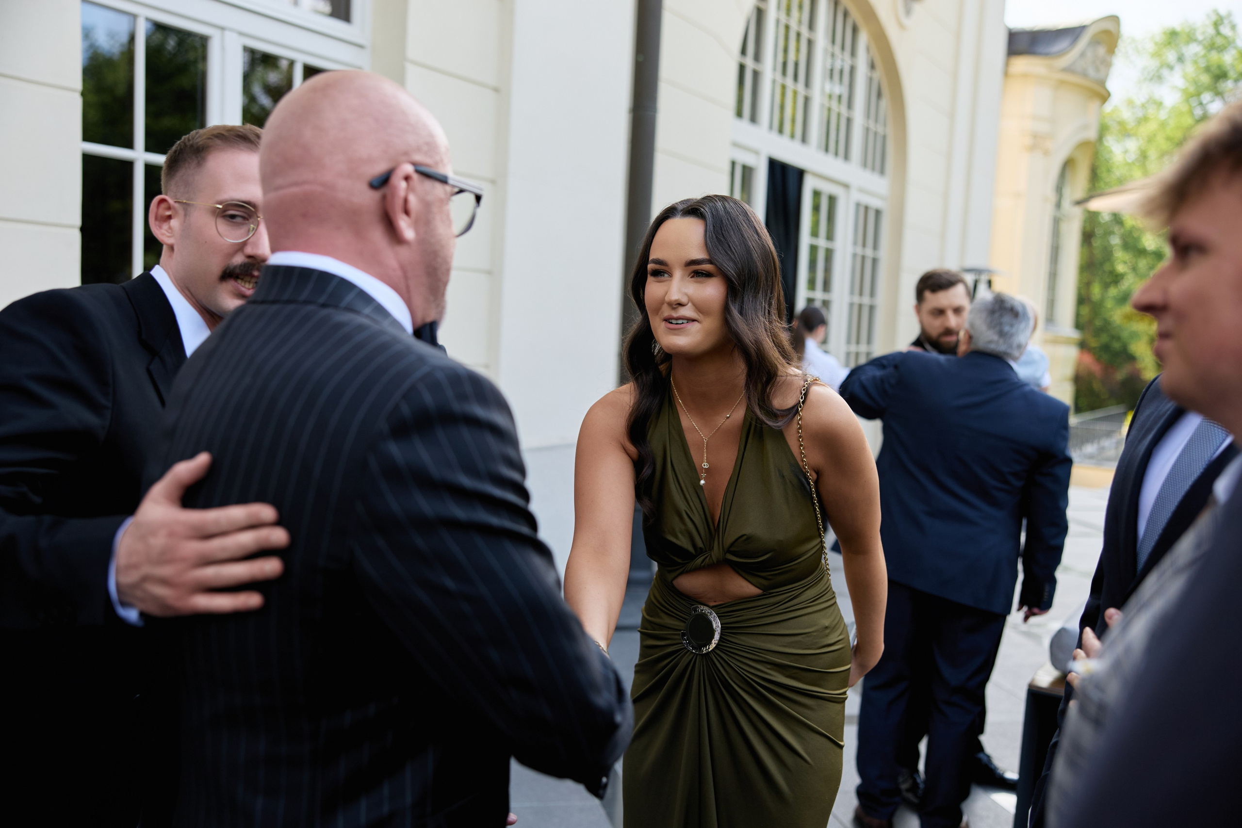 Wiktoria & Kacper. Pałac Goetz. Fotograf ślubny i rodzinny w Krakowie Yana Klymova
