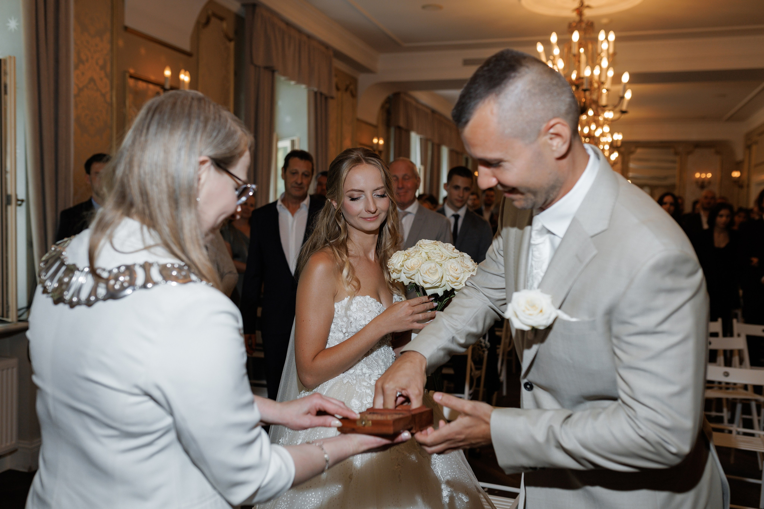 Kamila & Jorg. Dwor Sireakow. 26.07.2025. Fotograf ślubny i rodzinny w Krakowie Yana Klymova