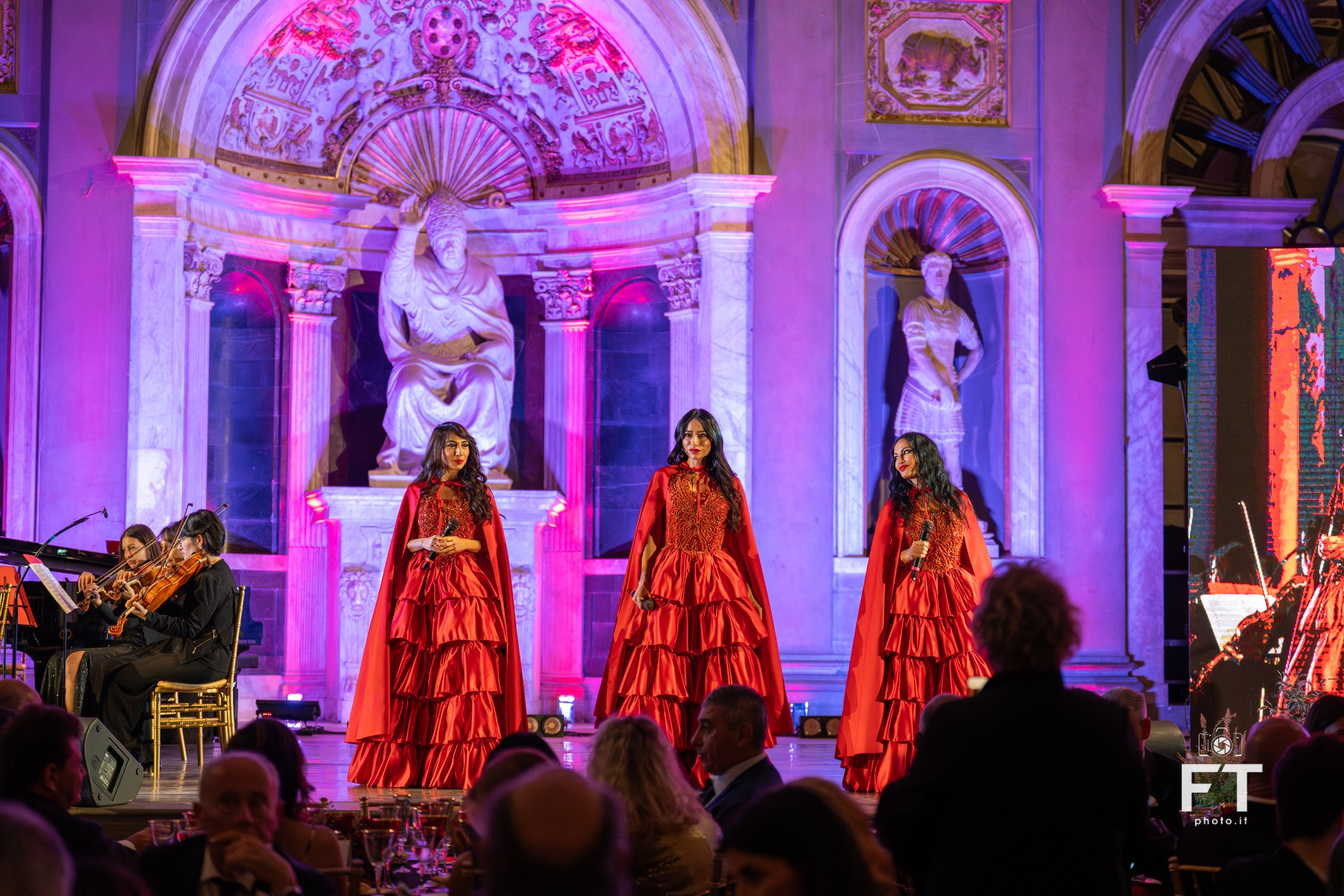 Luxury Charity Dinner ANT. Ftphoto