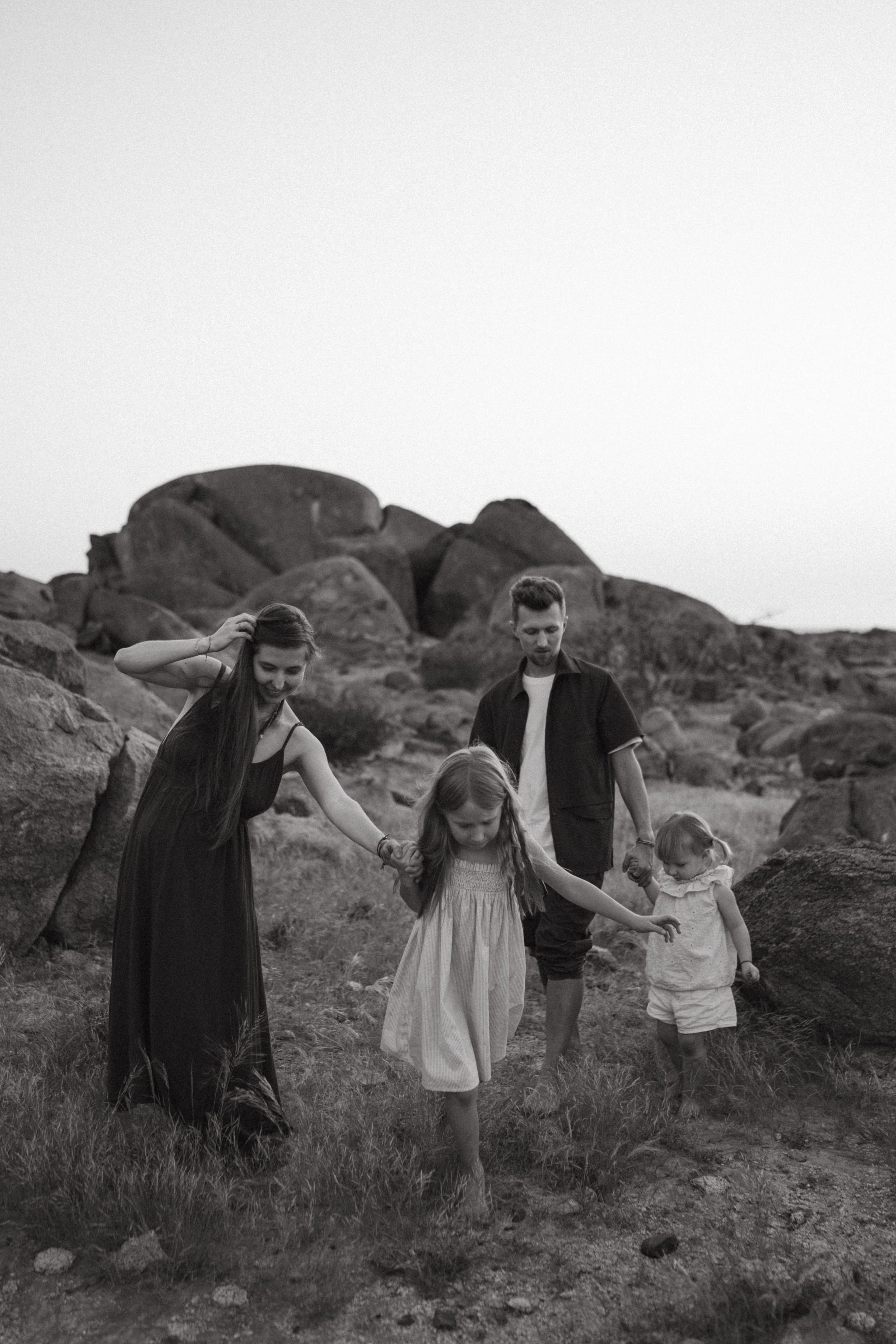 Khoroshilovs Family. Family photographer in Saudi Arabia