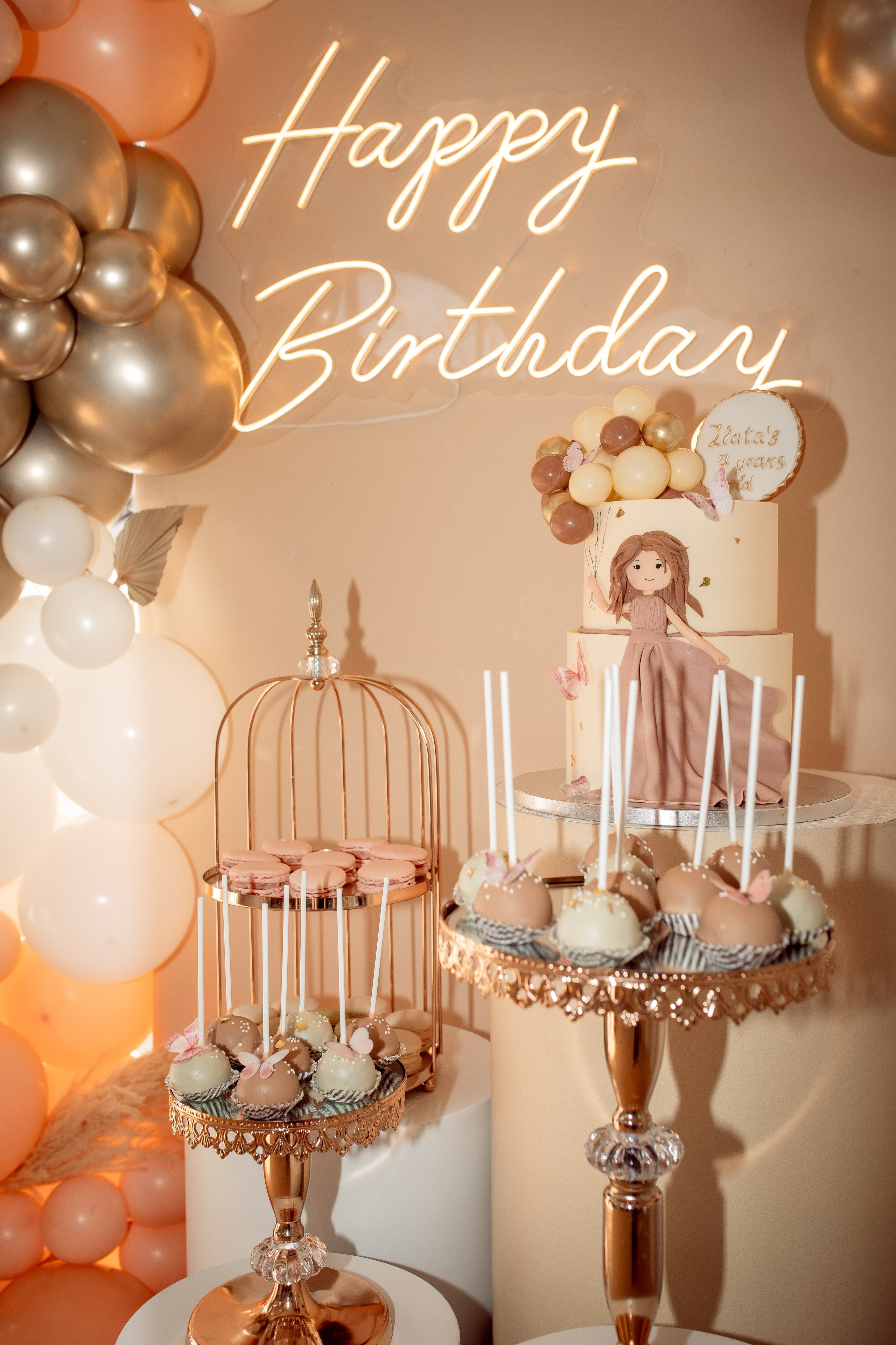 Zlata’s Birthday. Family Photographer in Greece