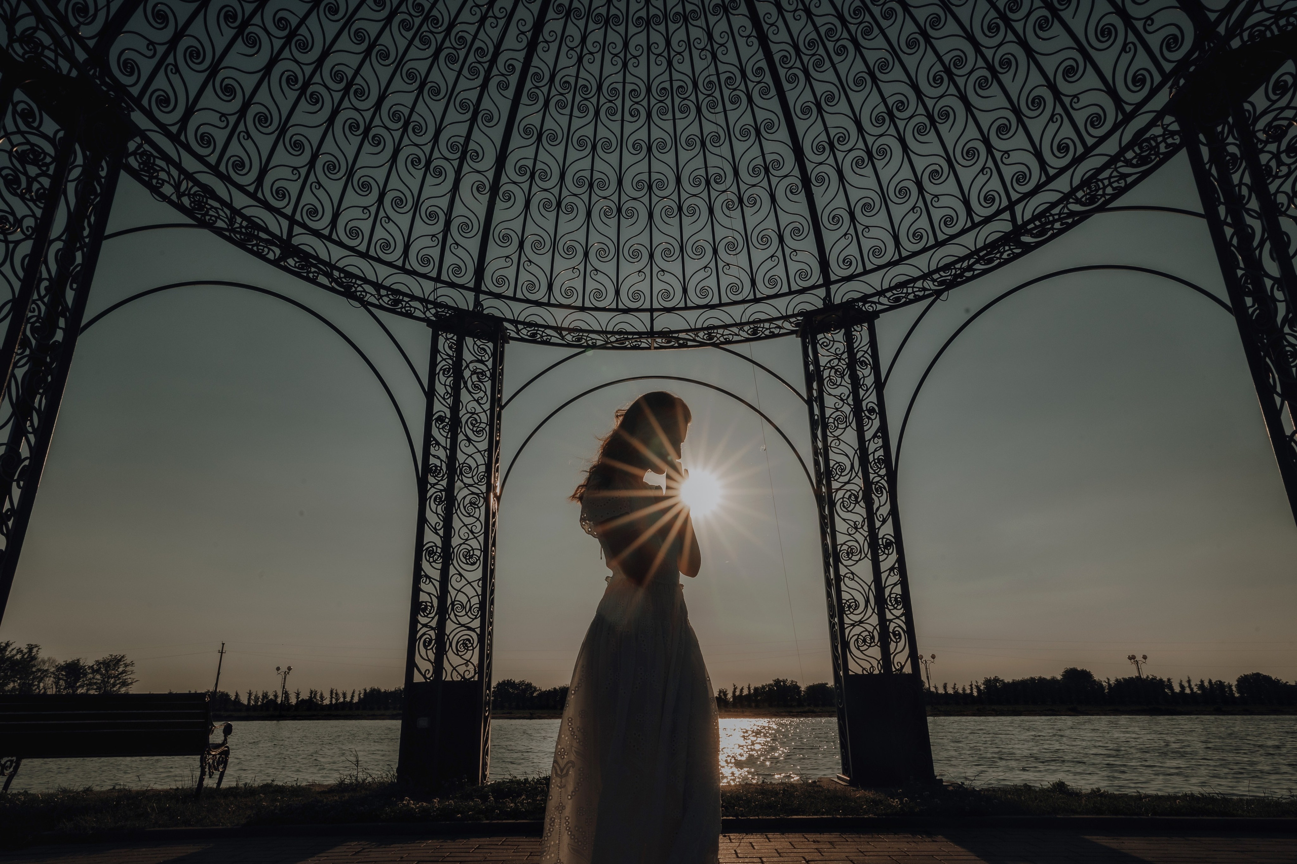 Sarah și liniștea unui sfârșit de zi. Emotions Photo Art
