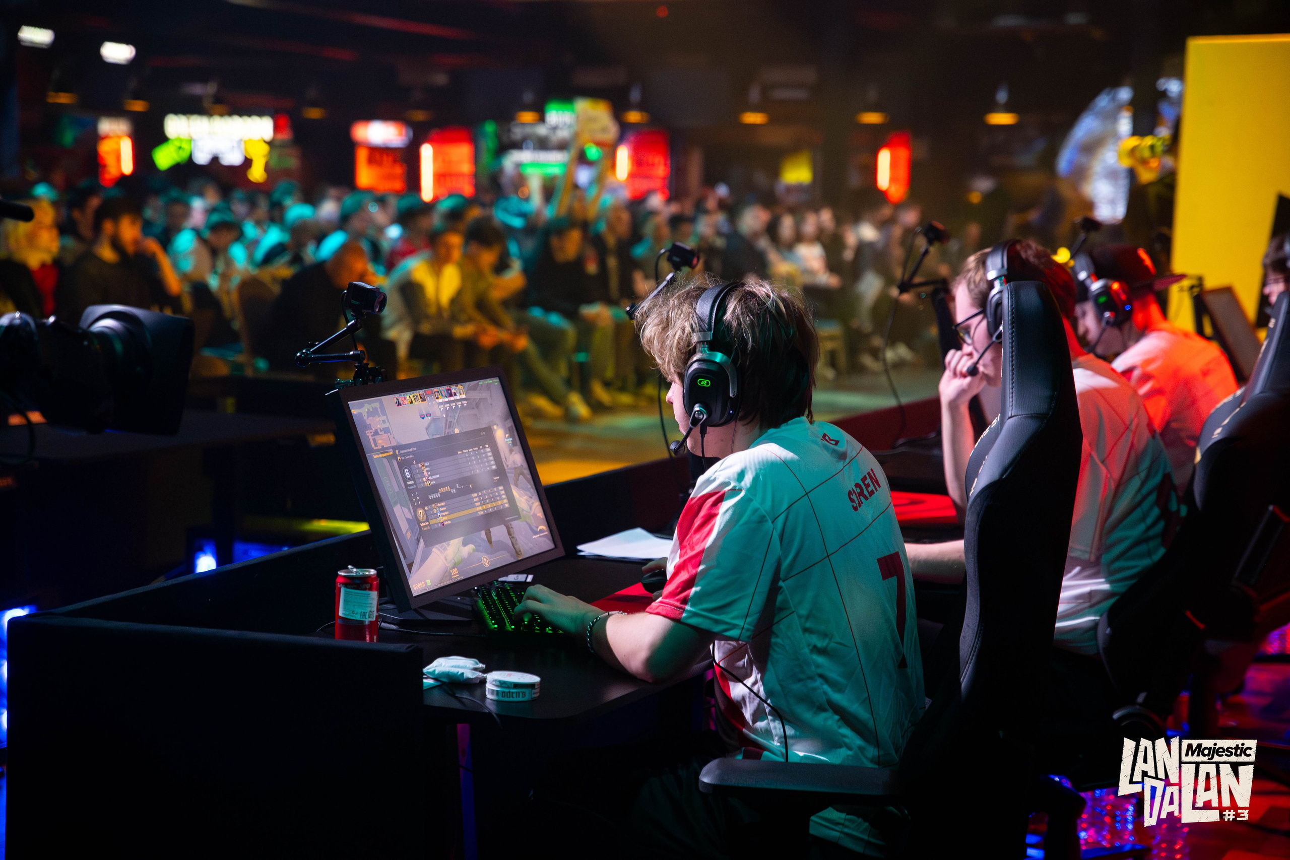 LanDaLan & FRAG & GLuck Yungstar & UCA