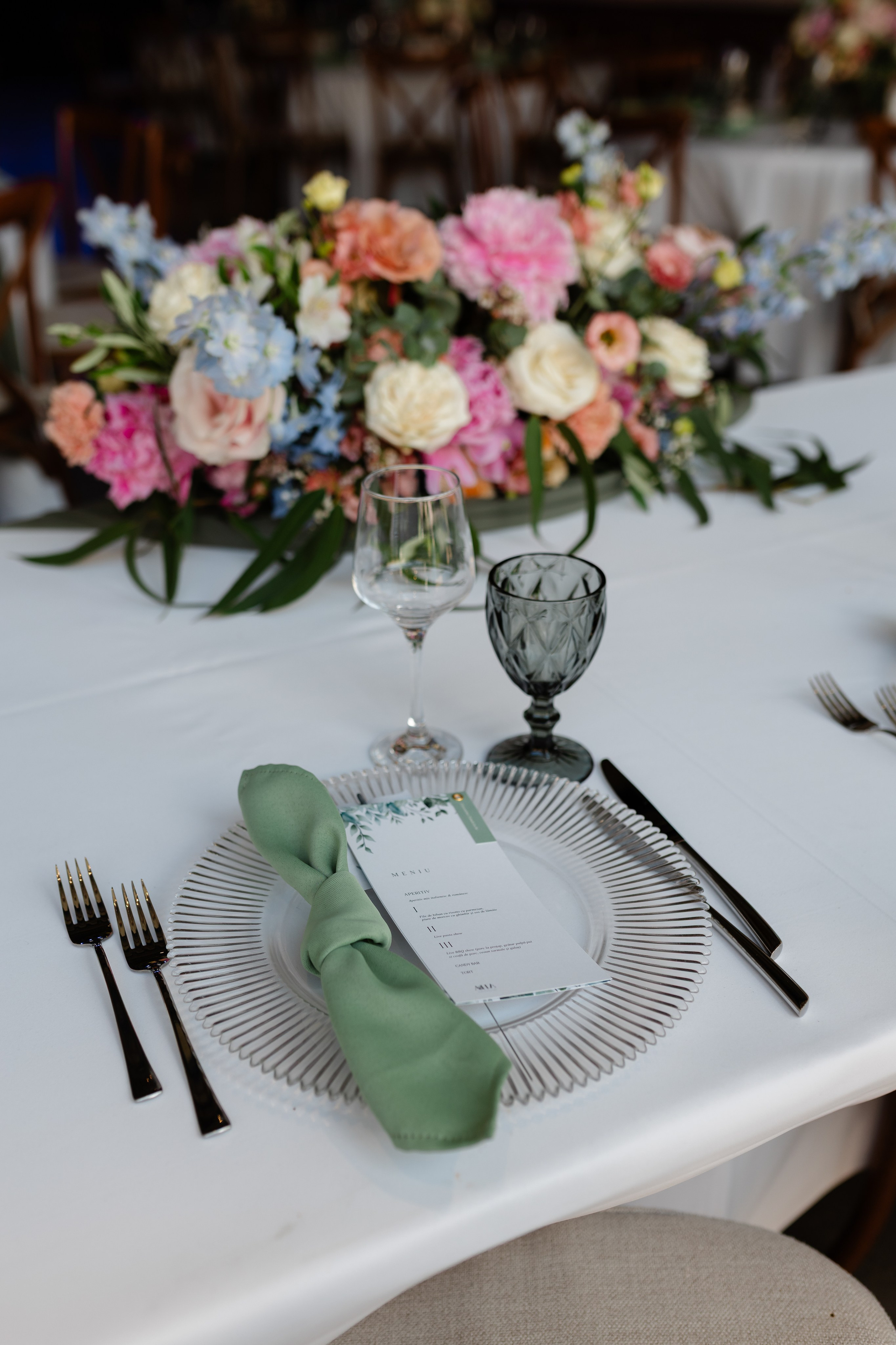 Flori & Cosmin. Main