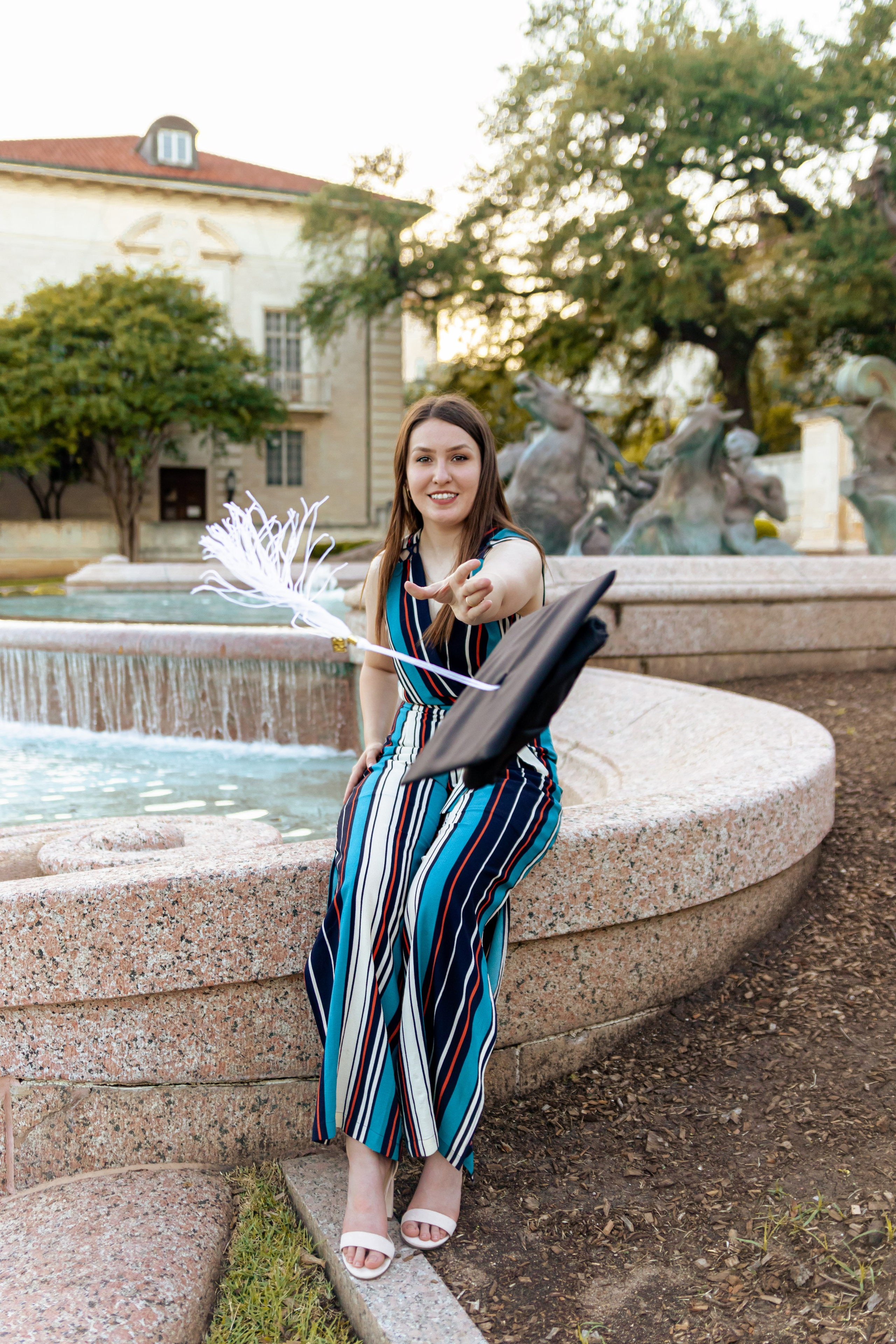 Kayla’s senior photoshoot at the University of Texas Austin