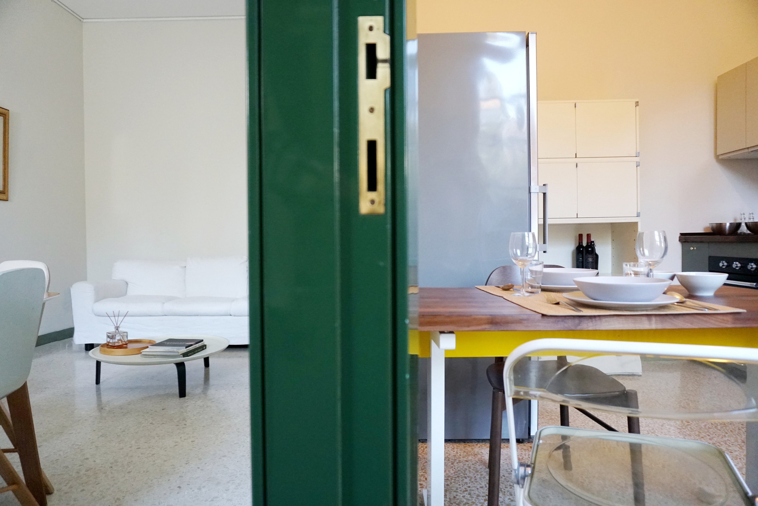 BEAUTY AND COMFORT NEAR MILAN. Photographer e Videographer in Apulia Sokhova Albina