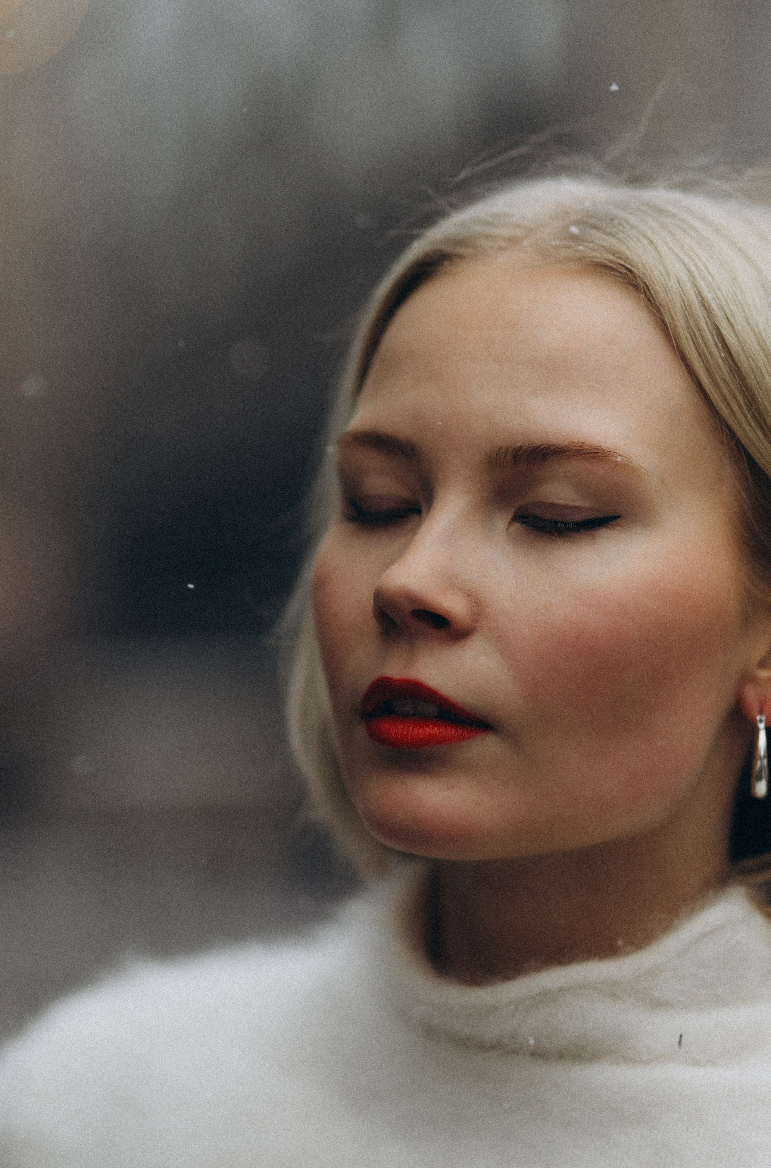 Petra. Wedding and portrait photographer in Helsinki Vickan O