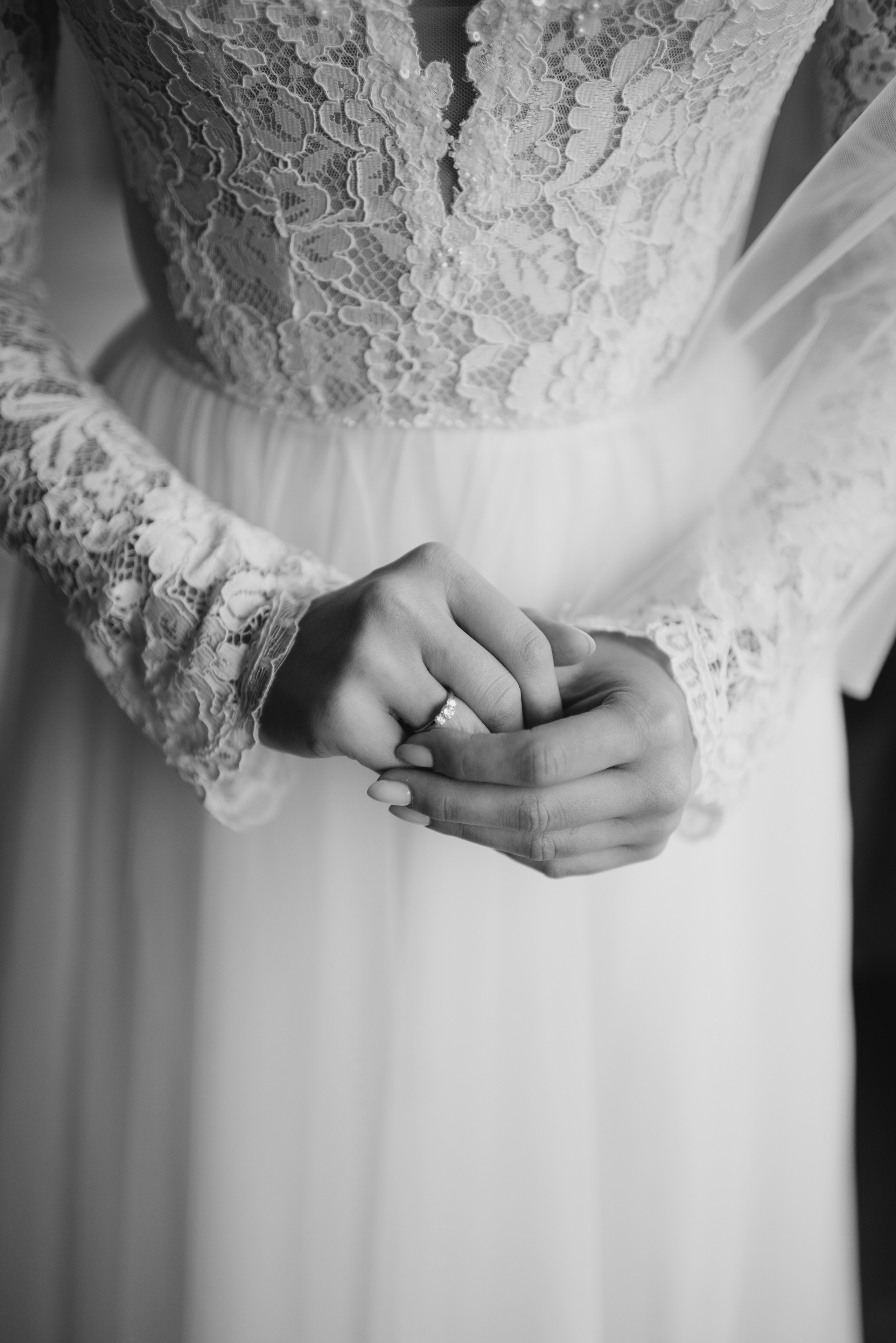 L|R. Maanukki photographer