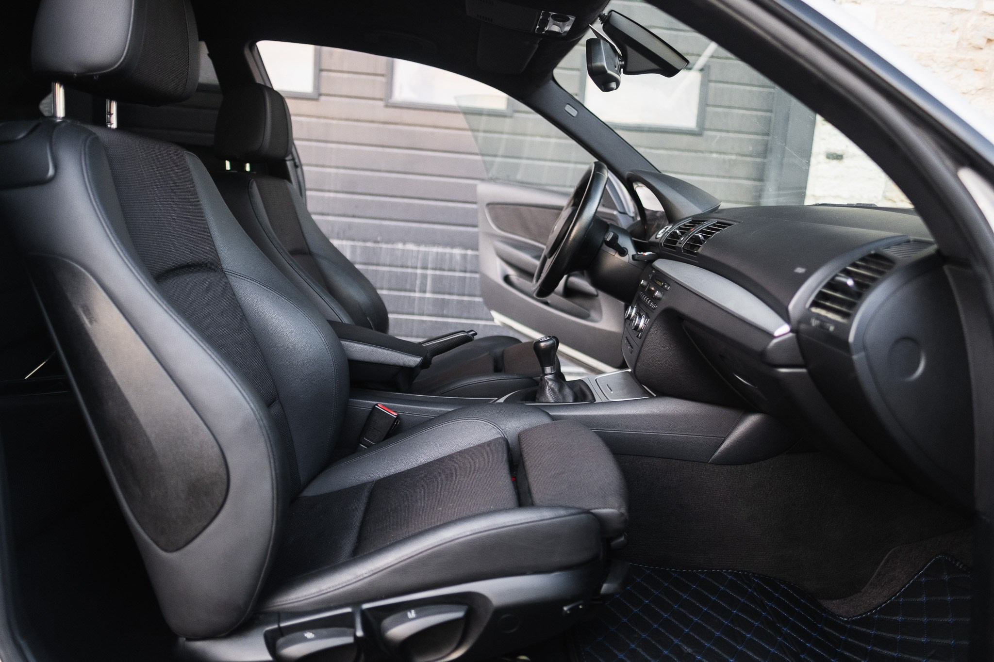 BMW E82. LOHA VISUALS — AUTOMOTIVE PHOTOGRAPHY