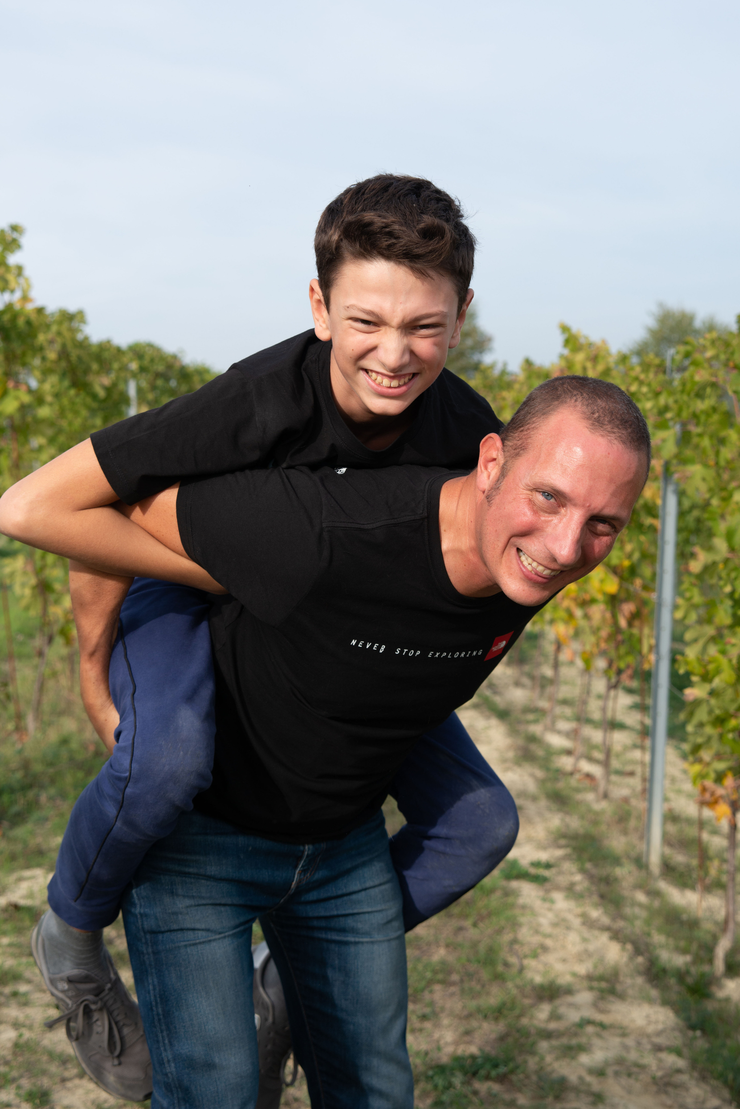 Family session in Piedmont, Italy. Fotografa specializzata in foto di famiglia a Milano Daria Volkosh