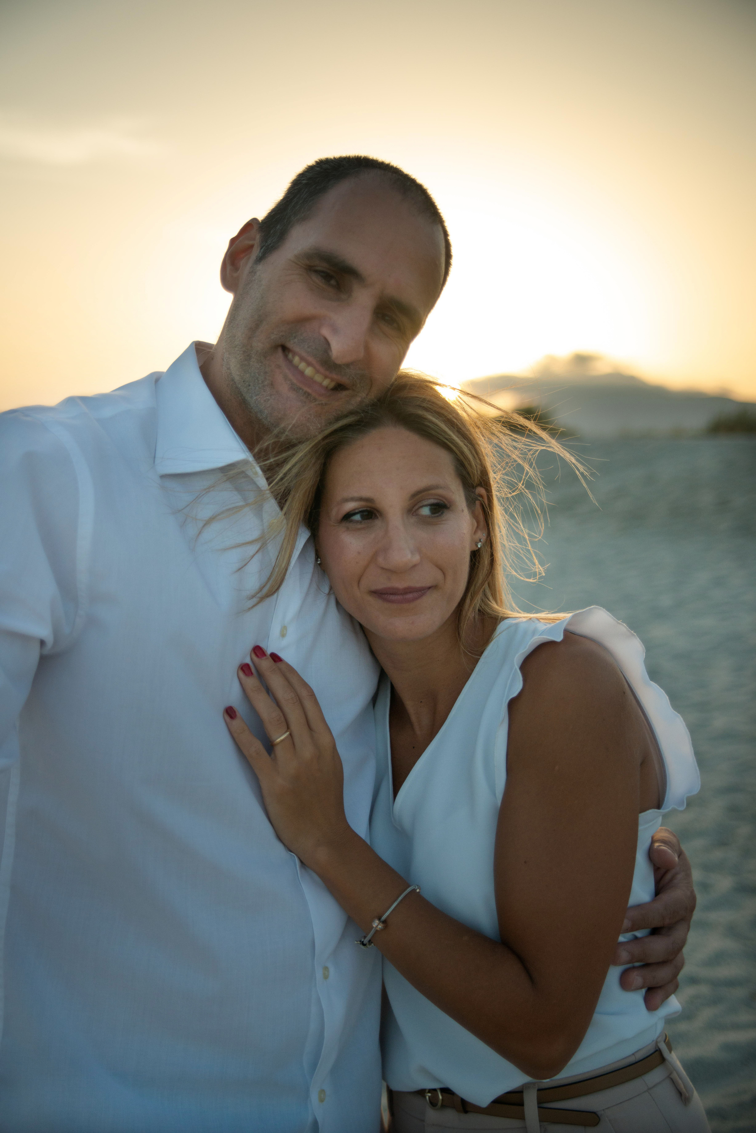 Family session on the beach in beautiful Calabria, Italy. Family and portrait photographer in Milan Daria Volkosh