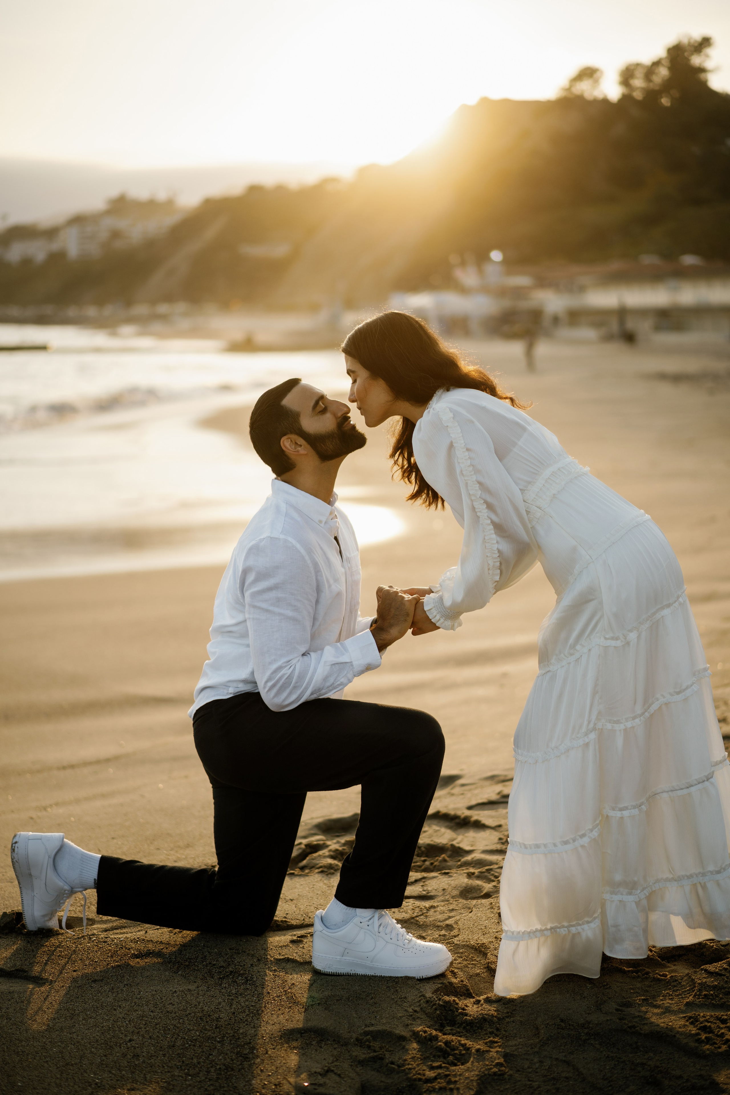 Santa Monica Sunset Engagement Photoshoot. Wedding Photography & Videography Team in California, Los Angeles, San Francisco, San Diego and Travel