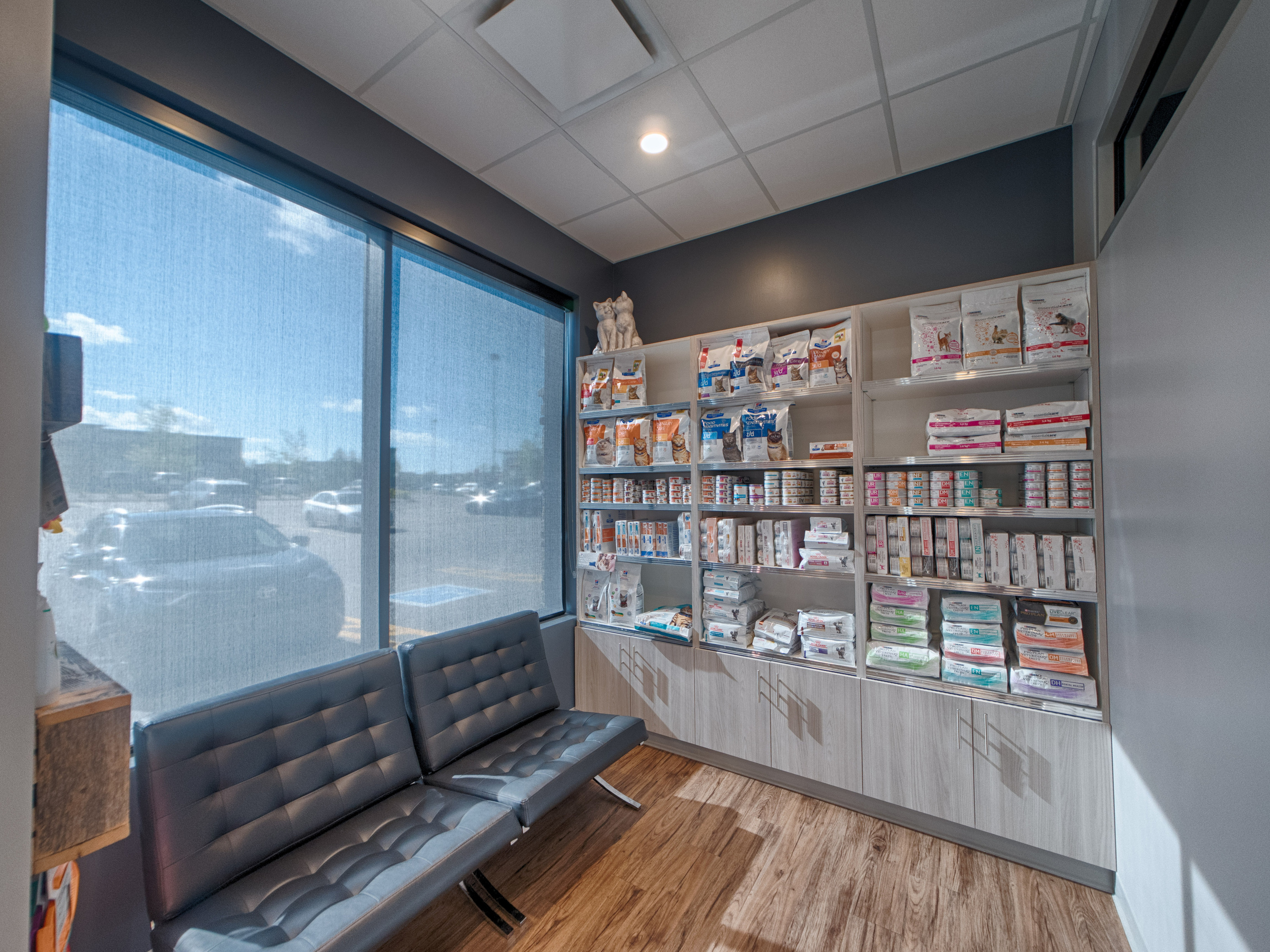 Real estate photography | Brintnell Veterinary Hospital
