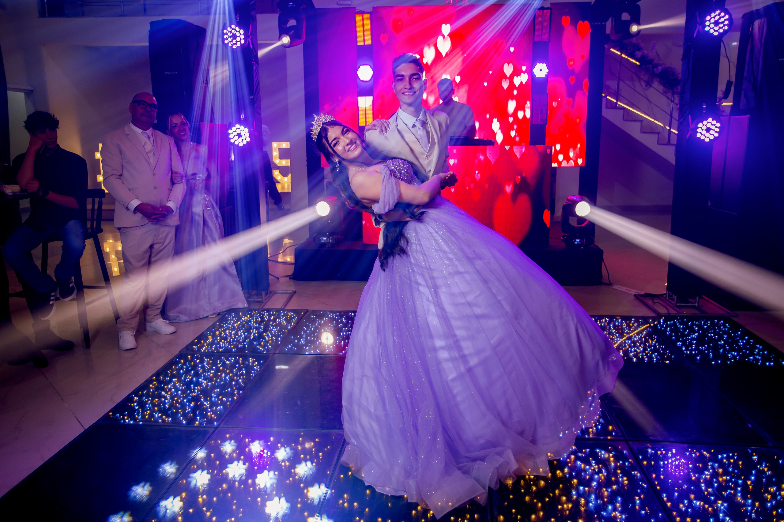 XV Anos Maria Eduarda (Tema rapunzel). Flavio Nunes Fotografia (Fotografo especializado em Fotografia de 15 Anos e Ensaios)