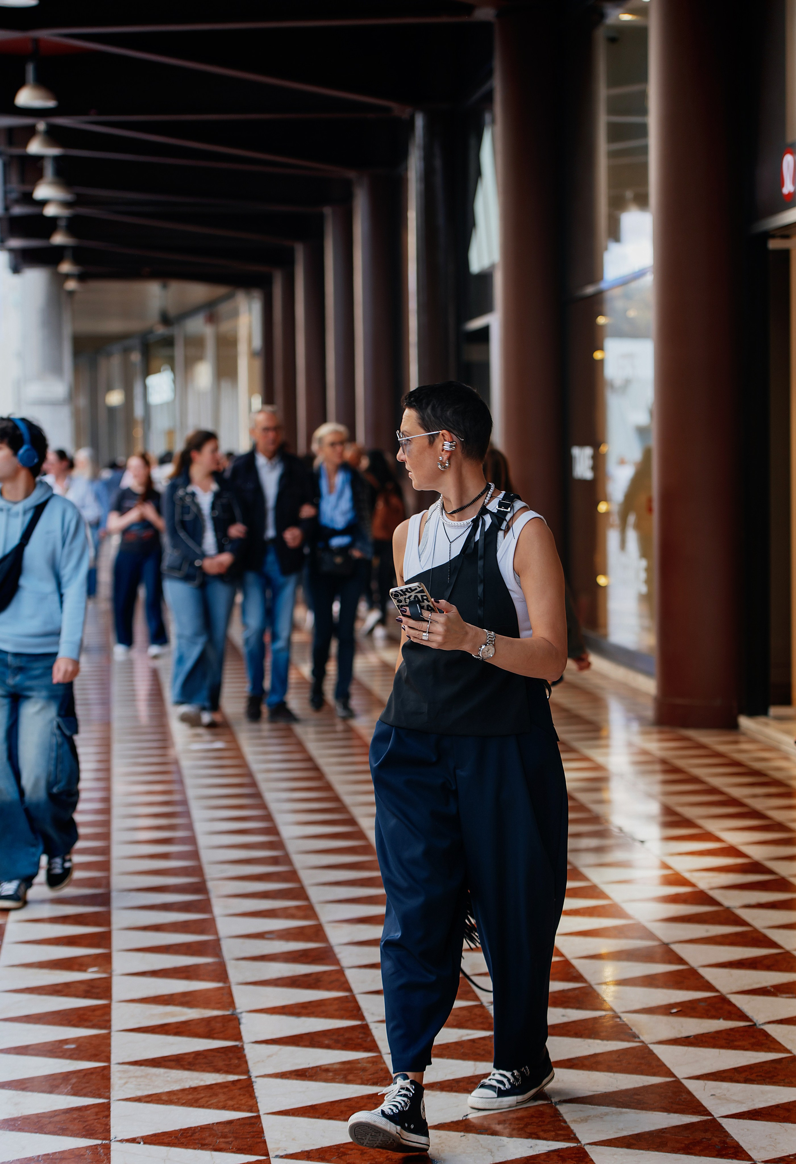 Milan, Autumn 🍂, Julia. Wedding photographer from Moldova Alexey Chipchiu