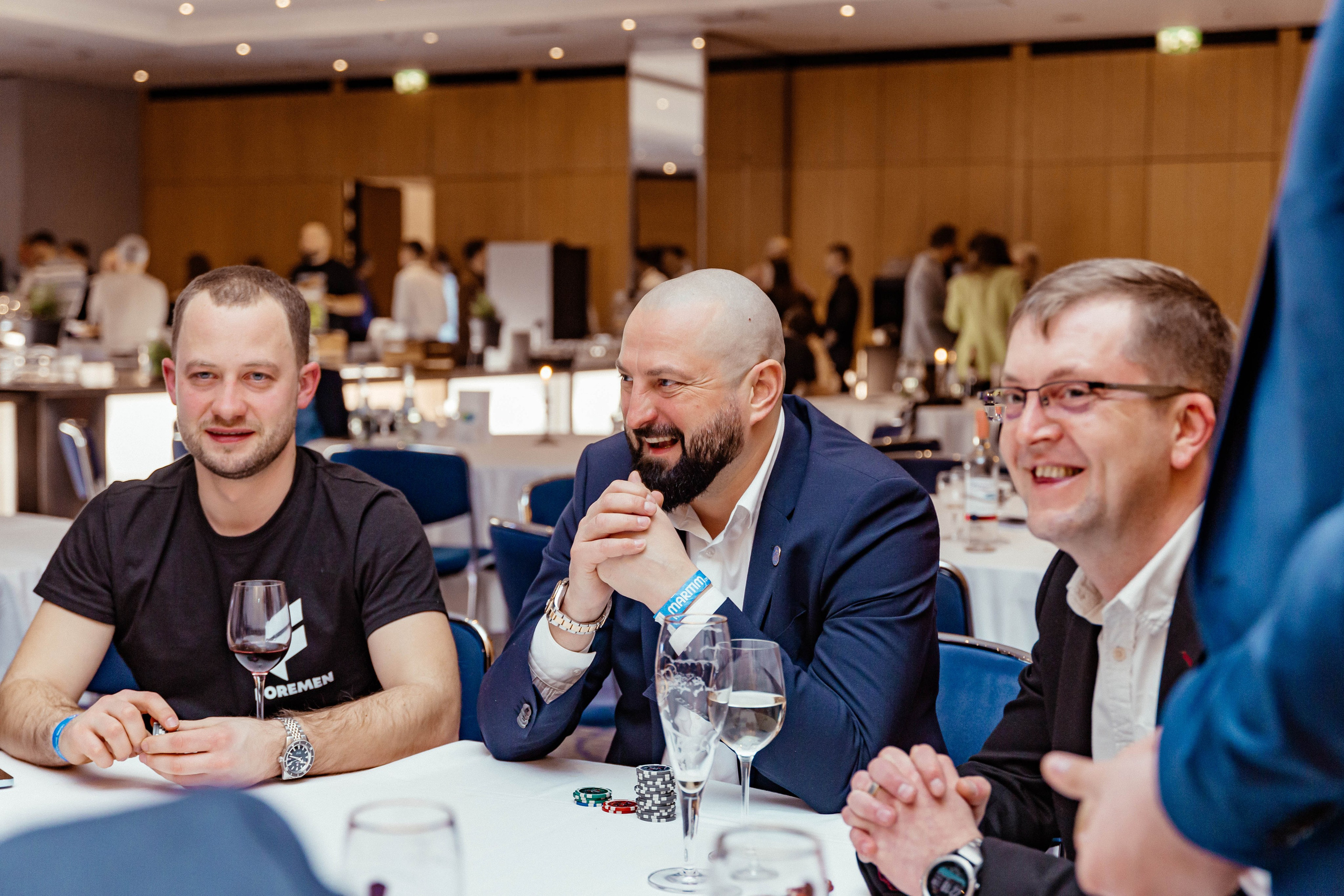 Club Bizon. Portrait family photographer in Berlin Elena Zakh