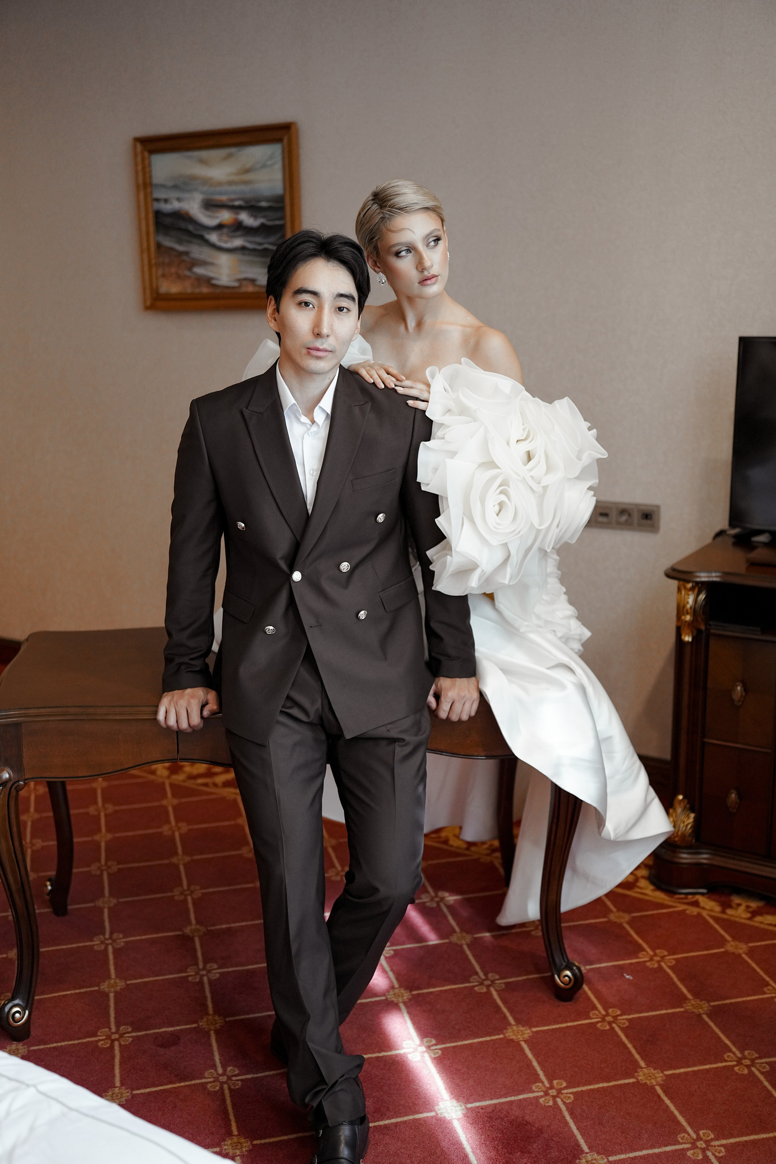 Николь Амир