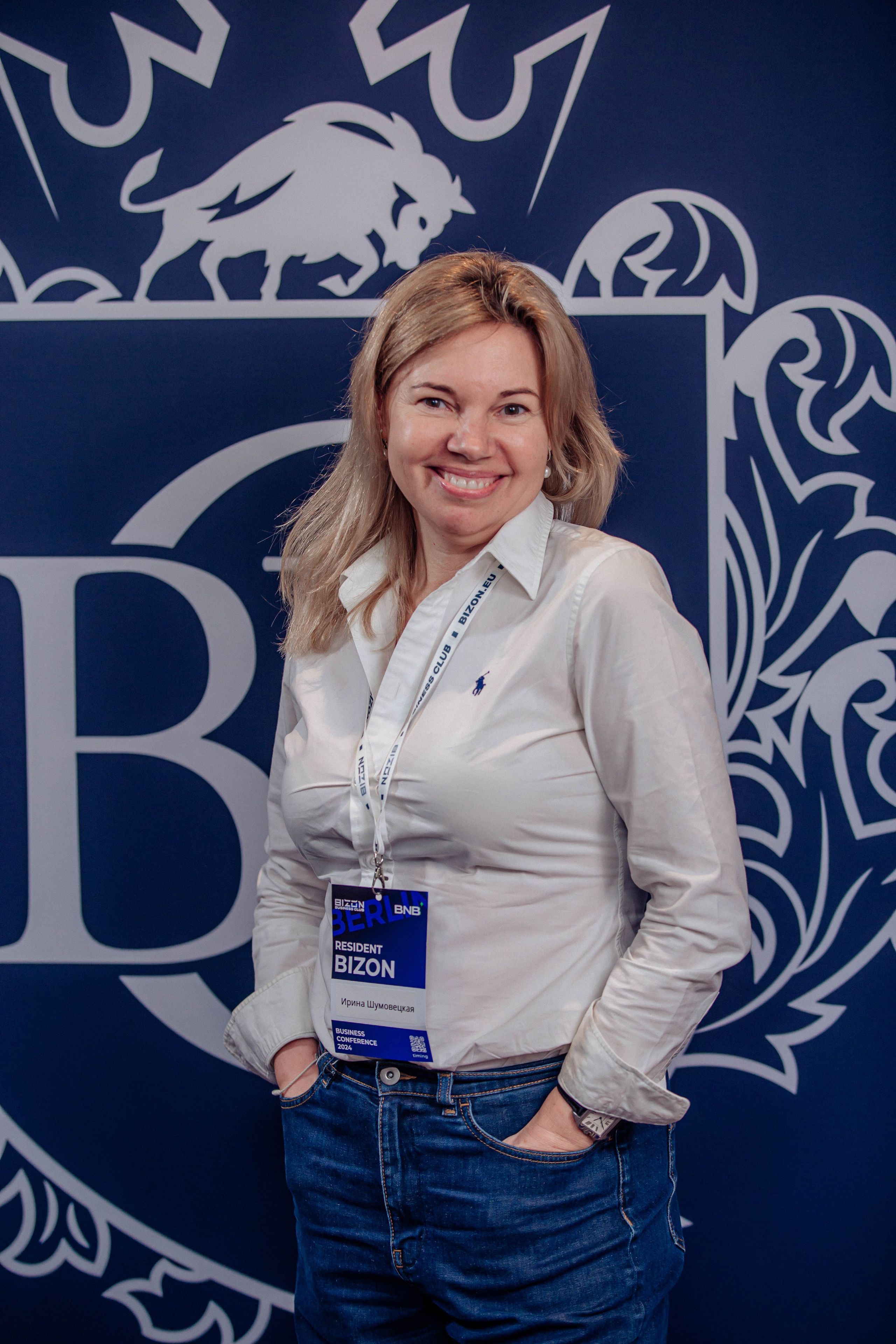 Club Bizon. Portrait family photographer in Berlin Elena Zakh