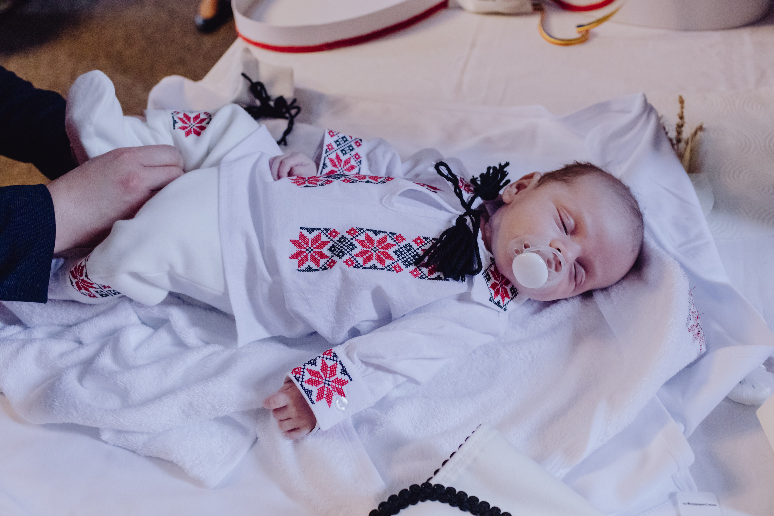 Ștefan. Wedding & couple photographer from Romania Rut Vetan