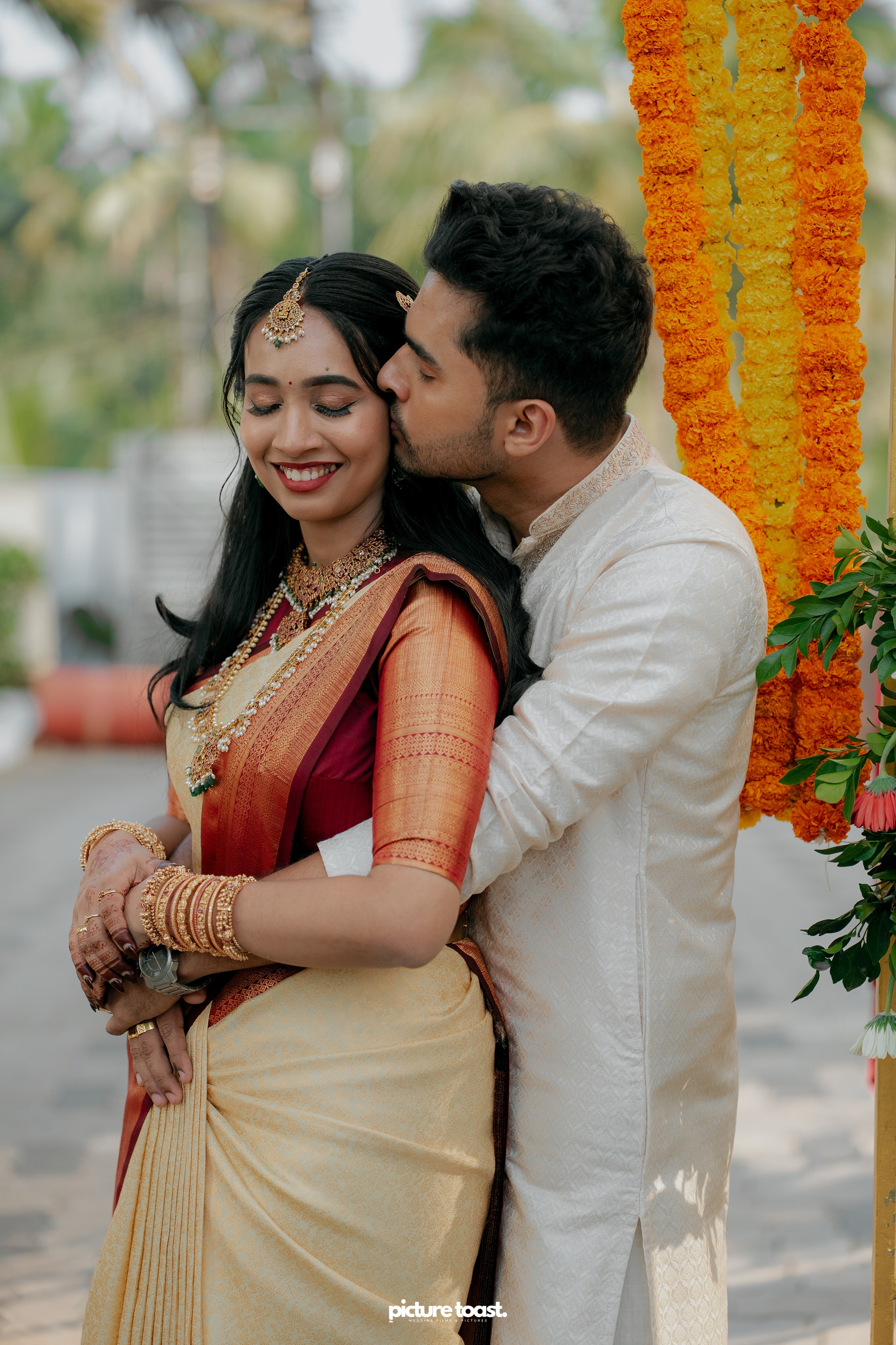 Traditional Kerala Hindu Wedding. Fine art Wedding Photographers in India & Canada