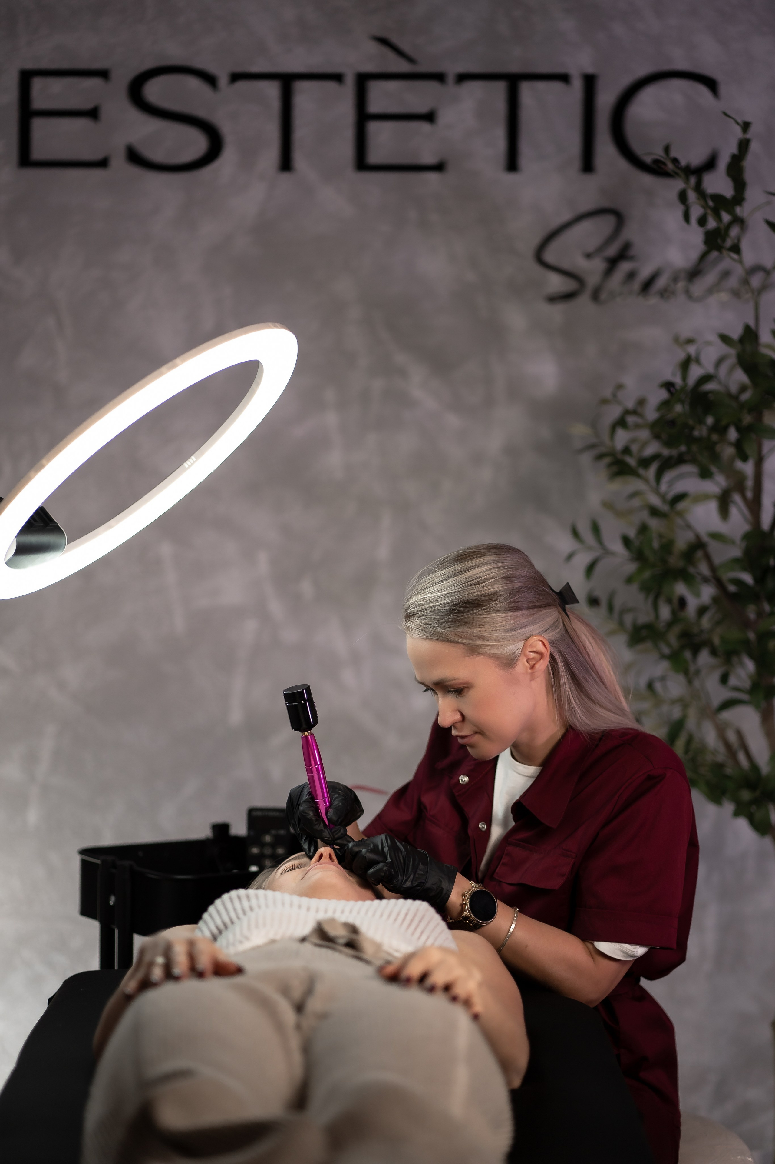 Comercial. Holigood foto y video reportaje de bodas en San Sebastián y Europa