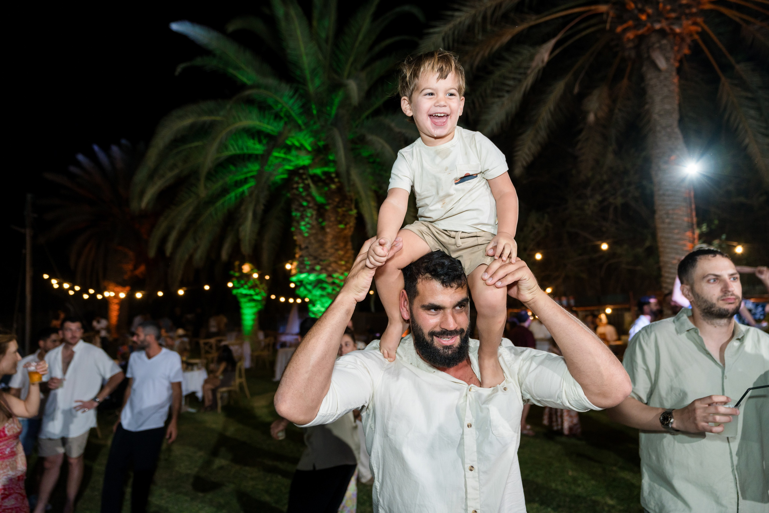 Shirley & Yoav. AMIR BUCHNIK PHOTOGRAPHER