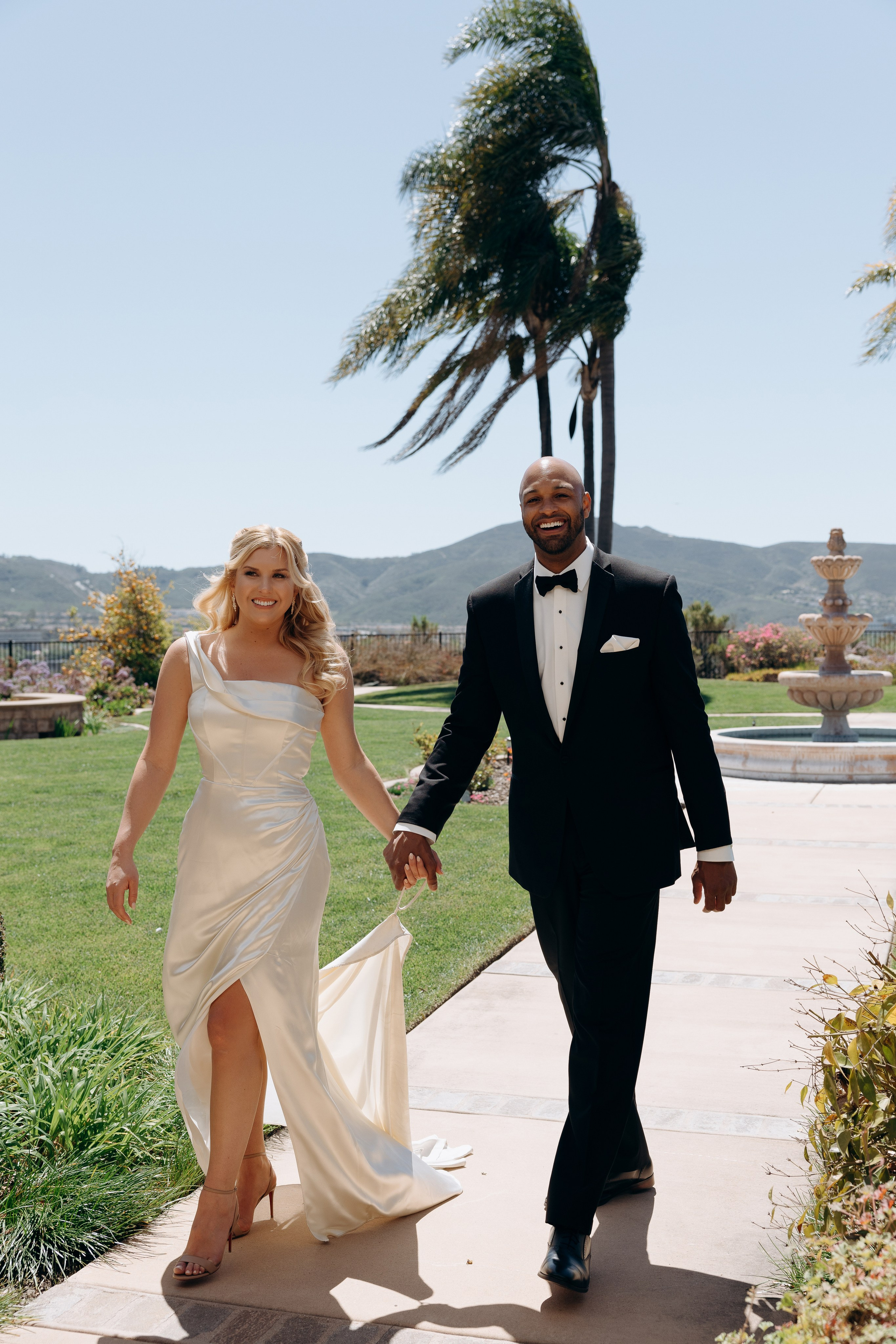 Drew and Haley. Wedding and family photographer San Diego