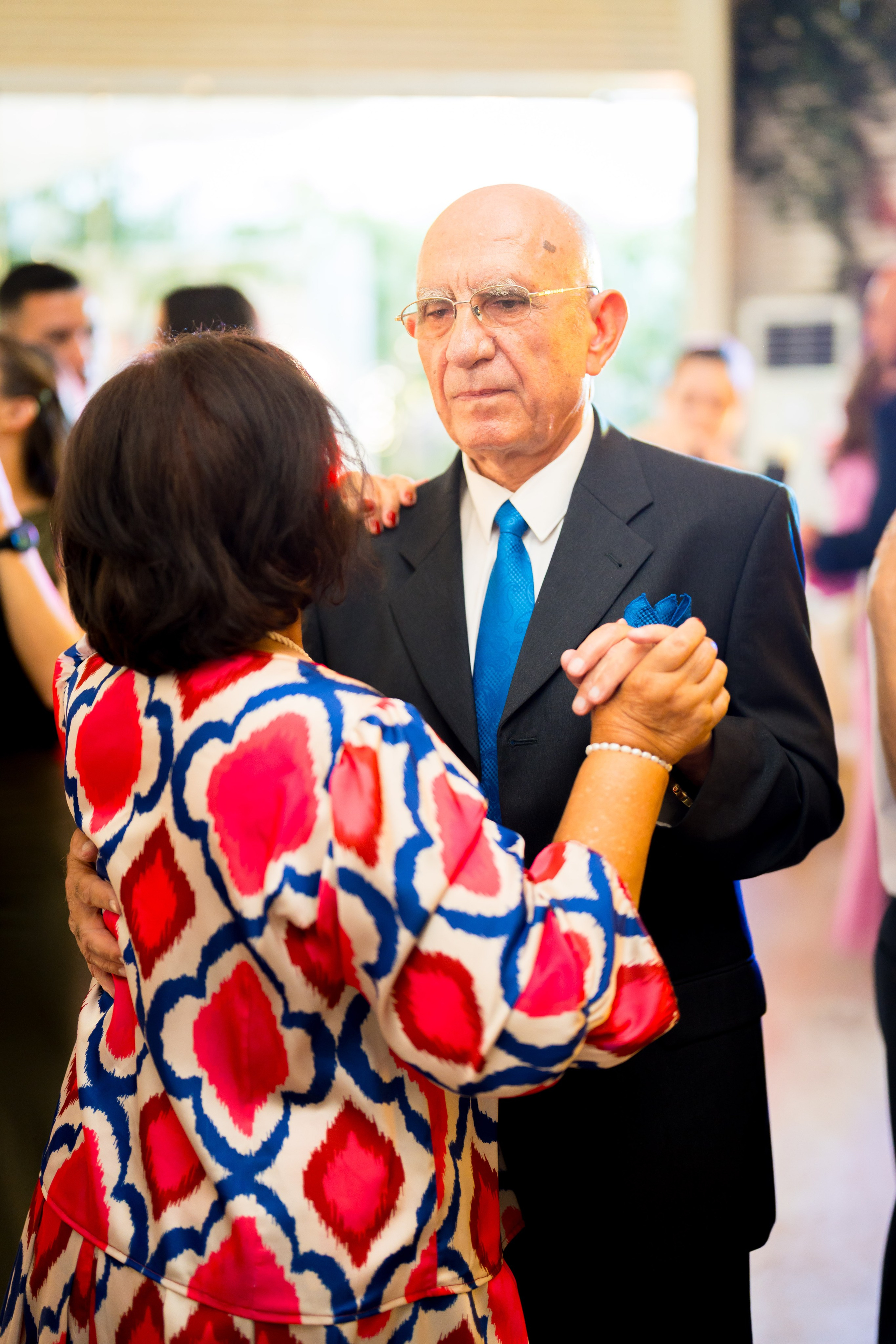 PARTY. Gabriel Florea — Fotograf nuntă București